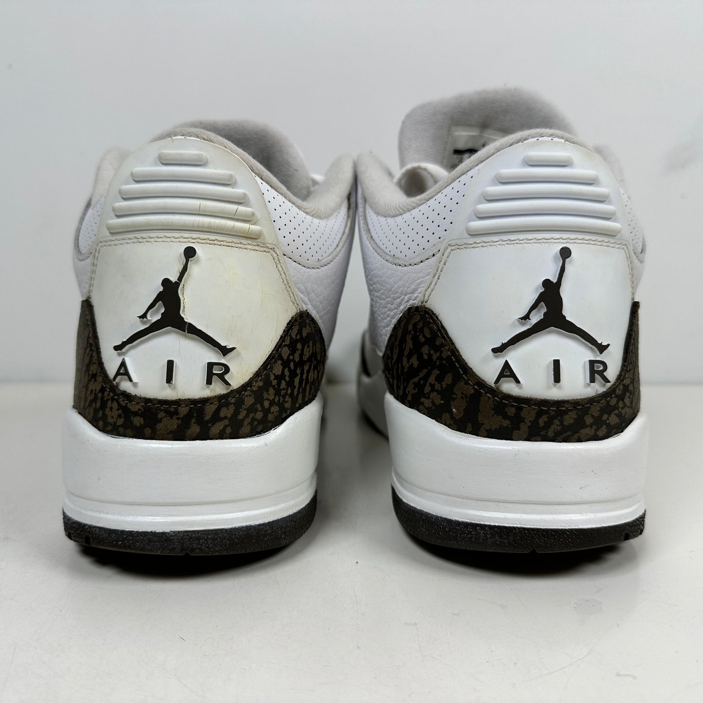 136064 122 Jordan 3 Mocha [USED] - 10 M (Used)