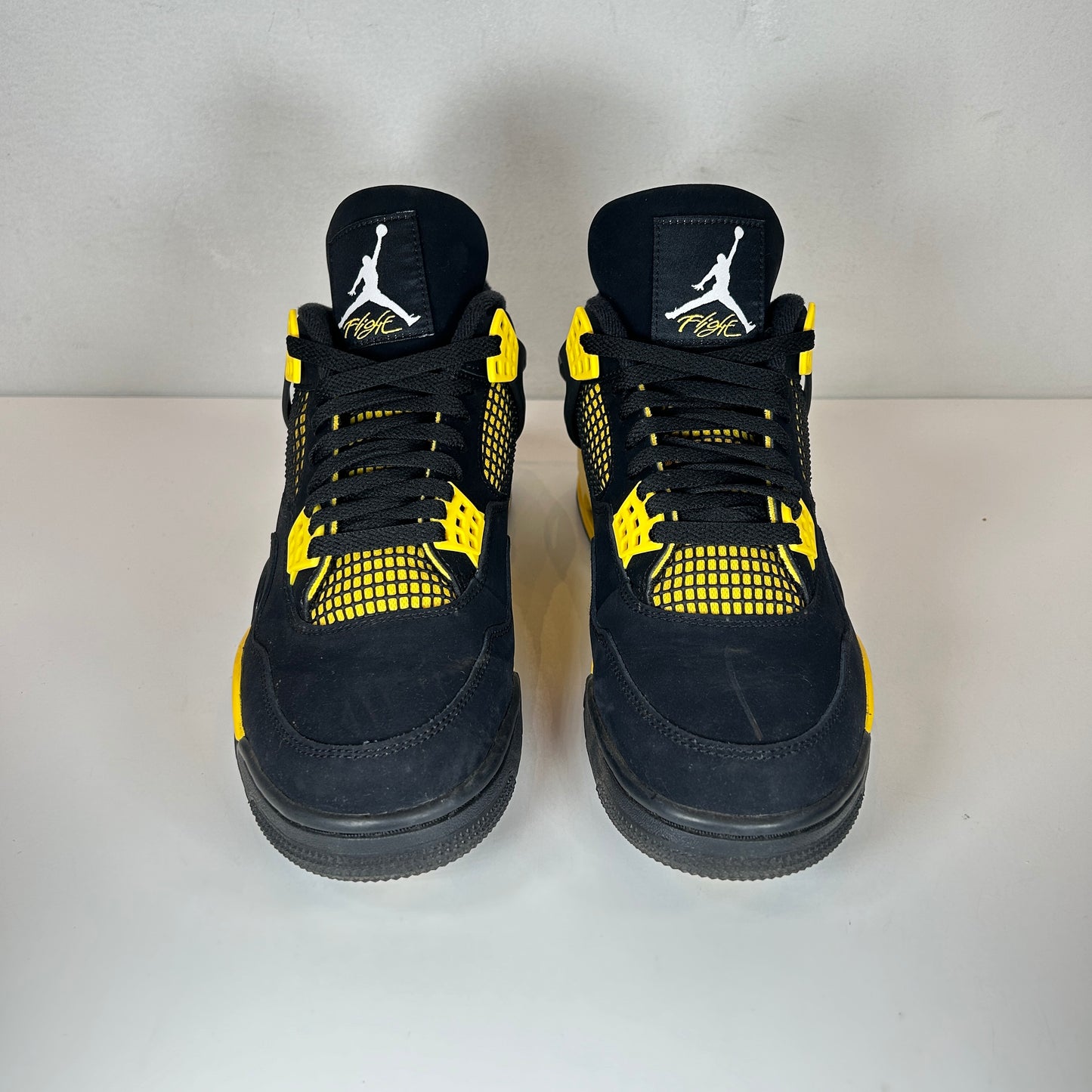 DH6927 017 Jordan 4 Retro Thunder [USED] - 11 M (Used)