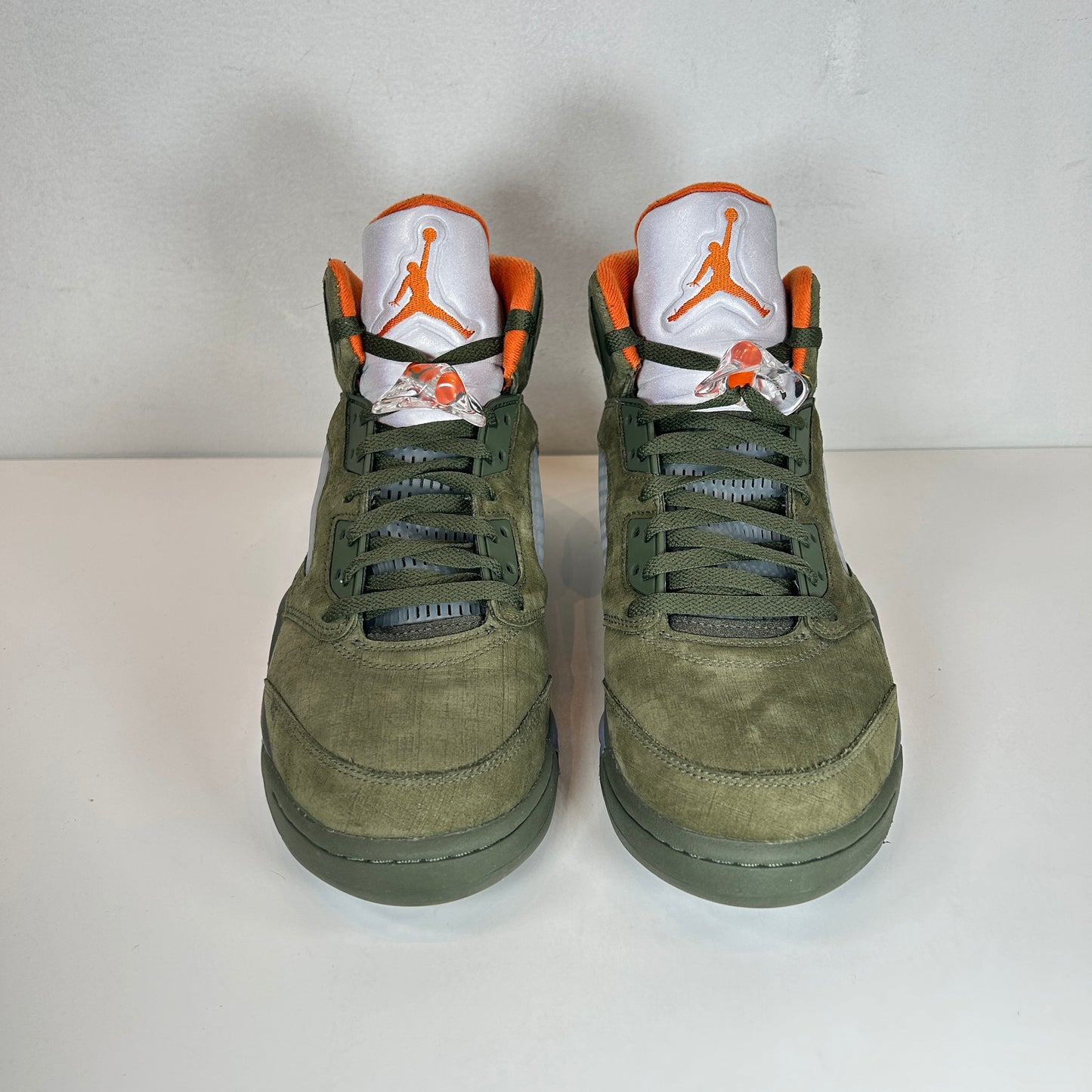 DD0587 308 Jordan 5 Retro Olive (2024) [USED] - 12 M (Used)