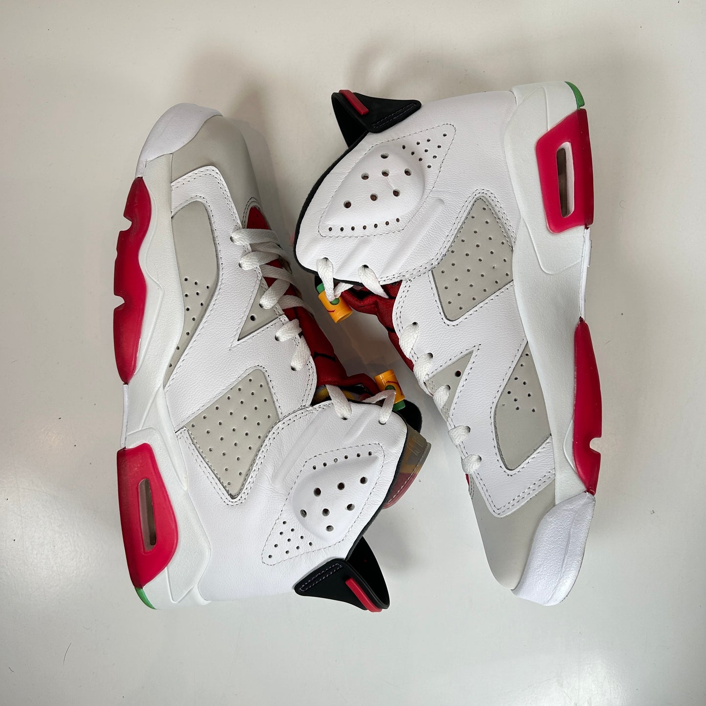 CT8529 062 Jordan 6 Retro Hare [USED] - 8.5 M (VNDS)