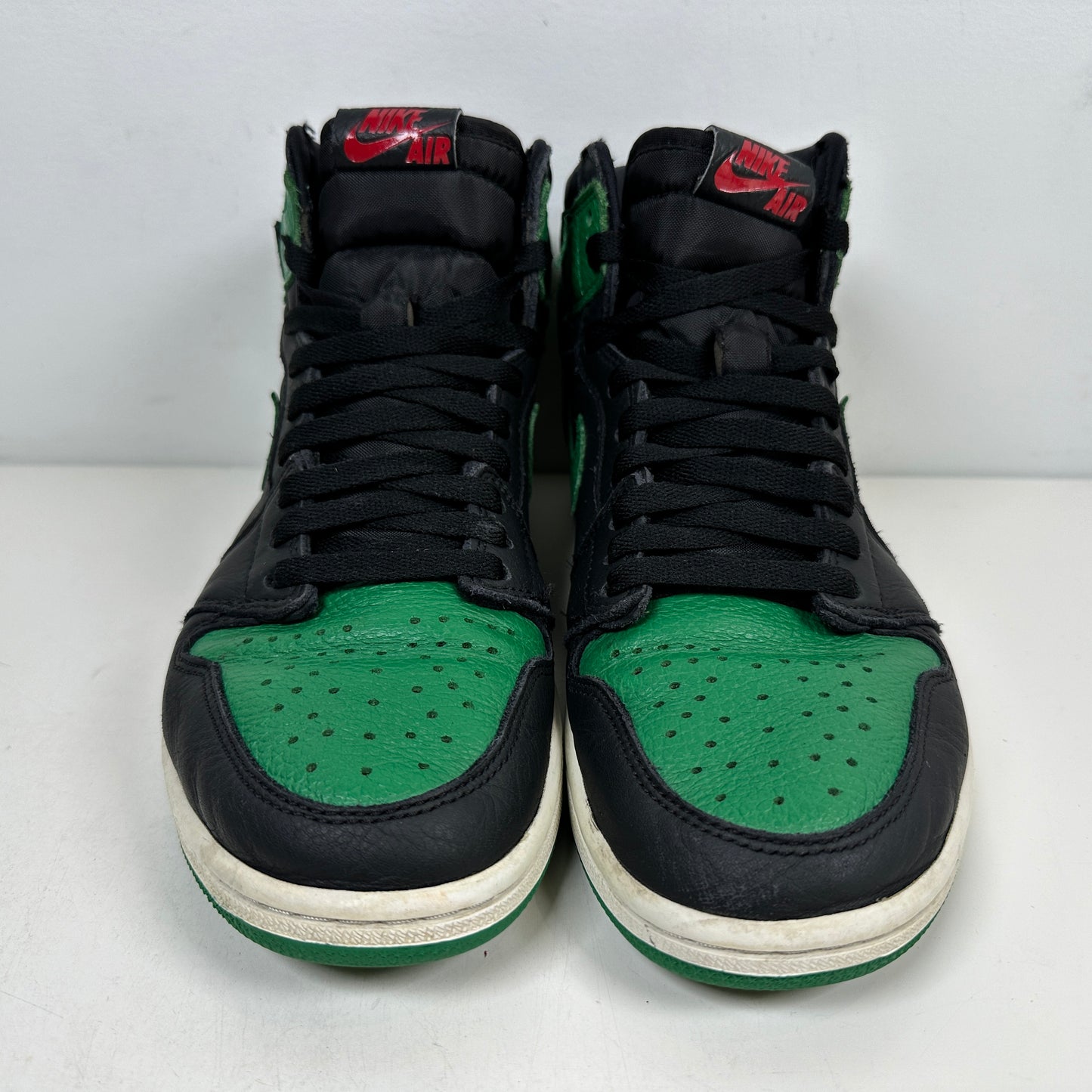 555088 030 Jordan 1 Verde Pino 2.0