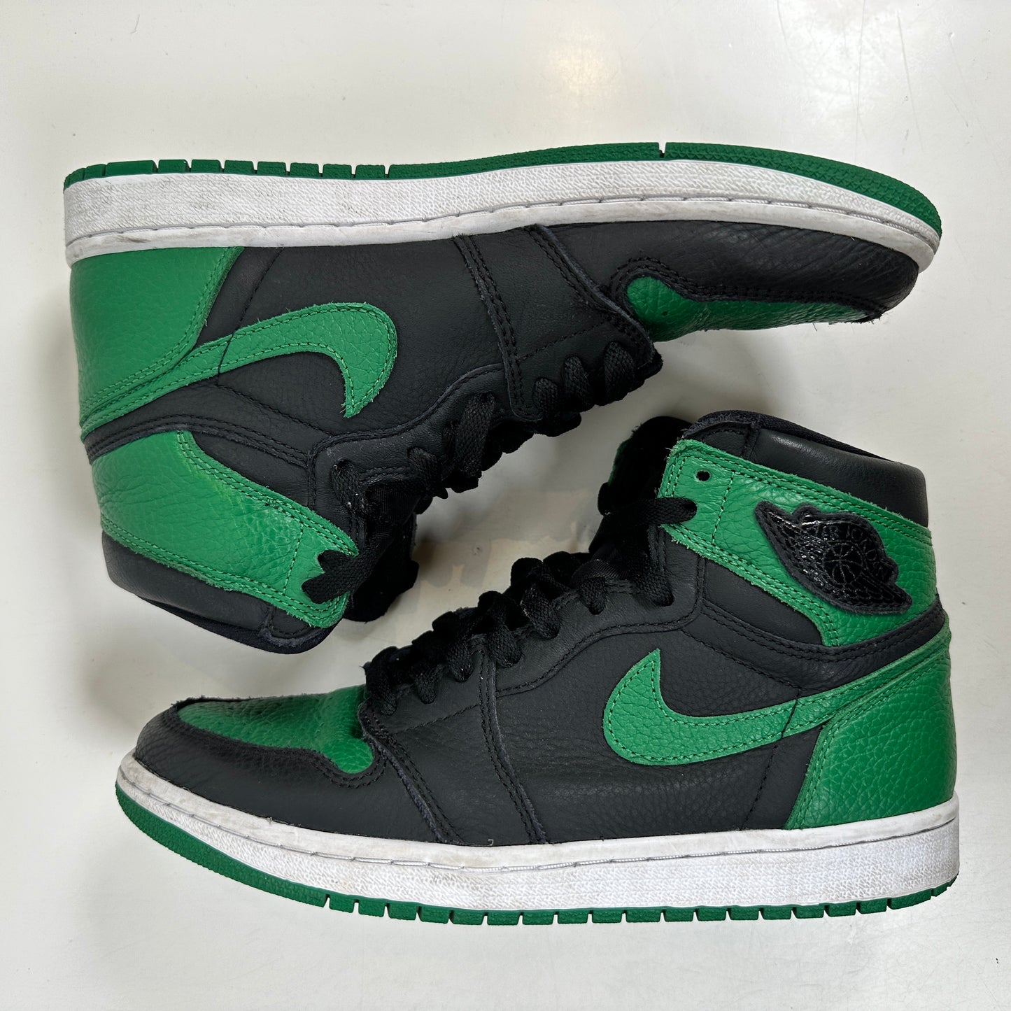 555088 030 Jordan 1 Verde Pino 2.0