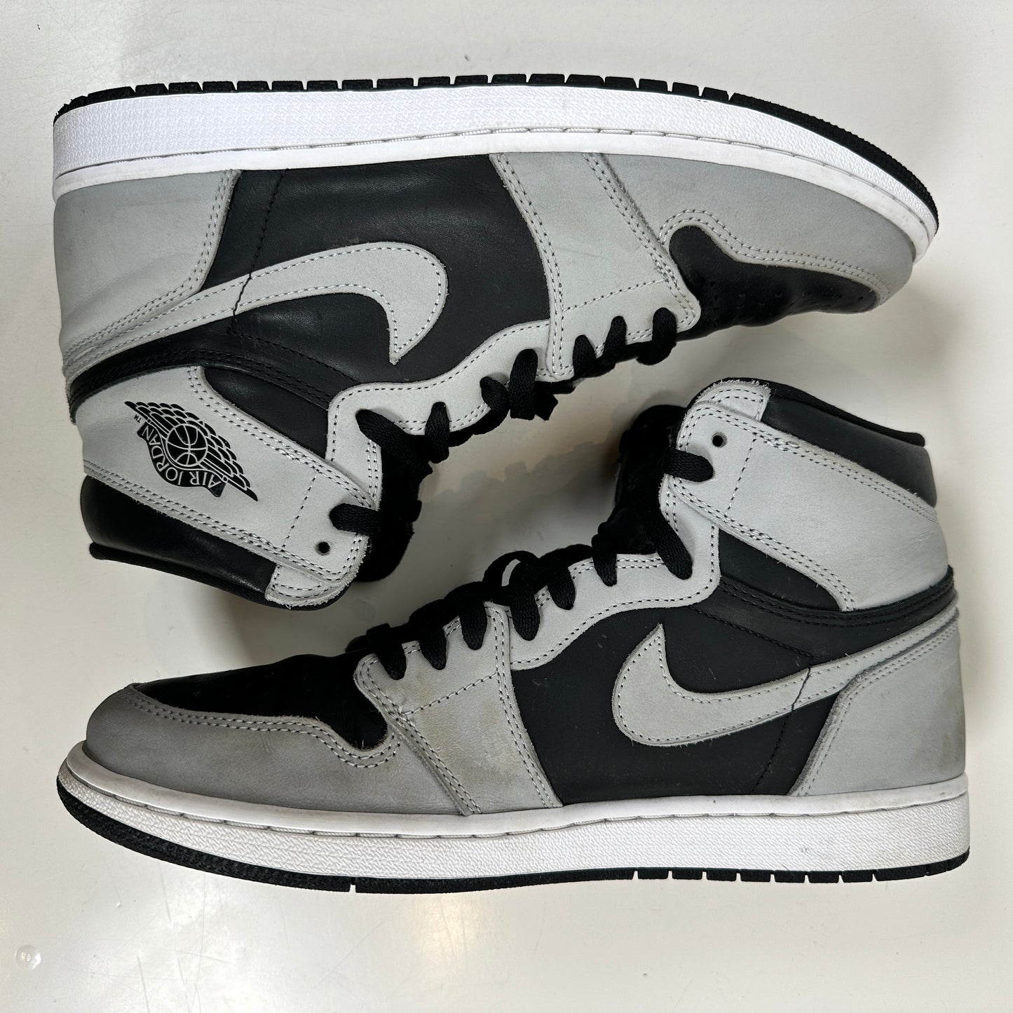 555088 035 Jordan 1 Sombra 2.0