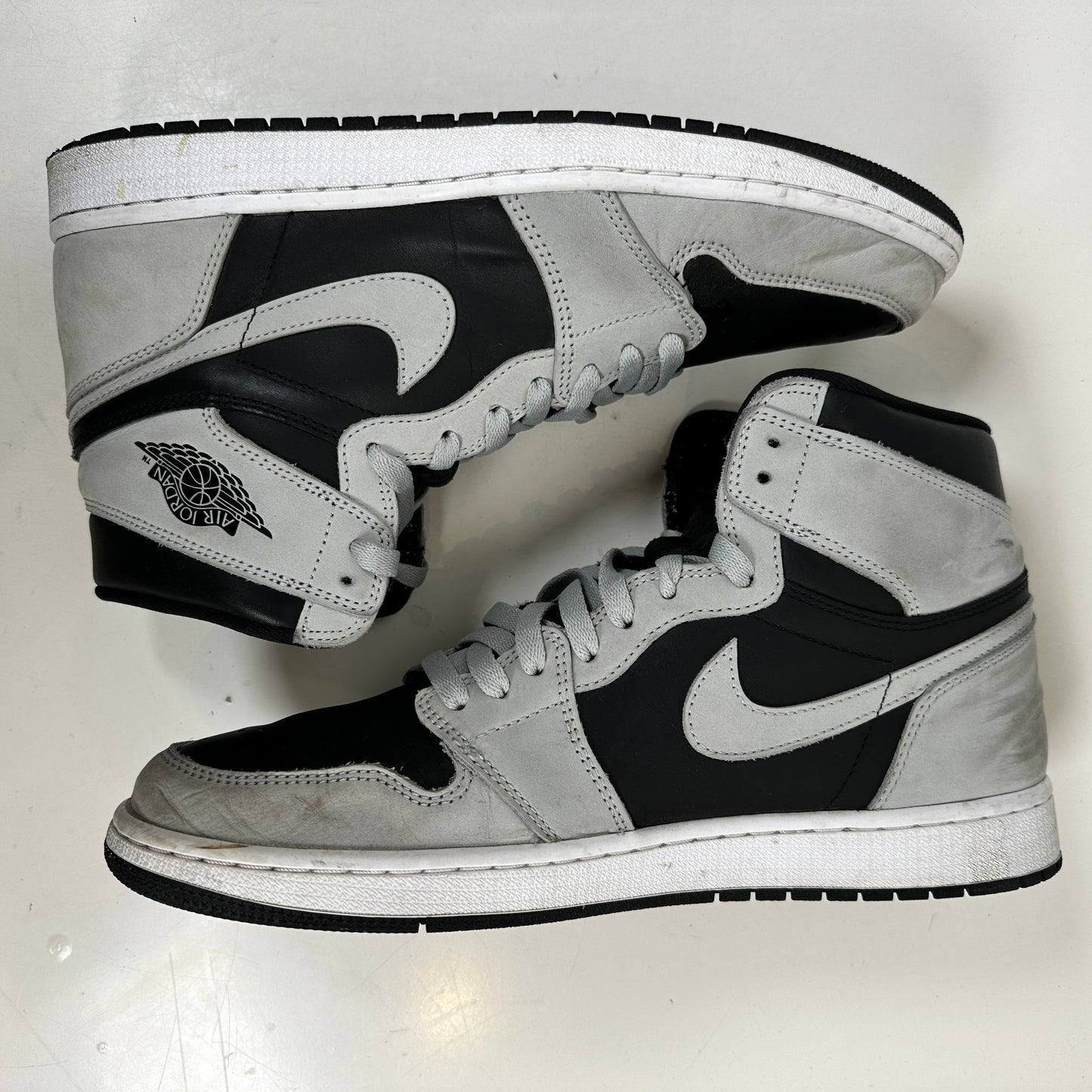 555088 035 Jordan 1 Sombra 2.0