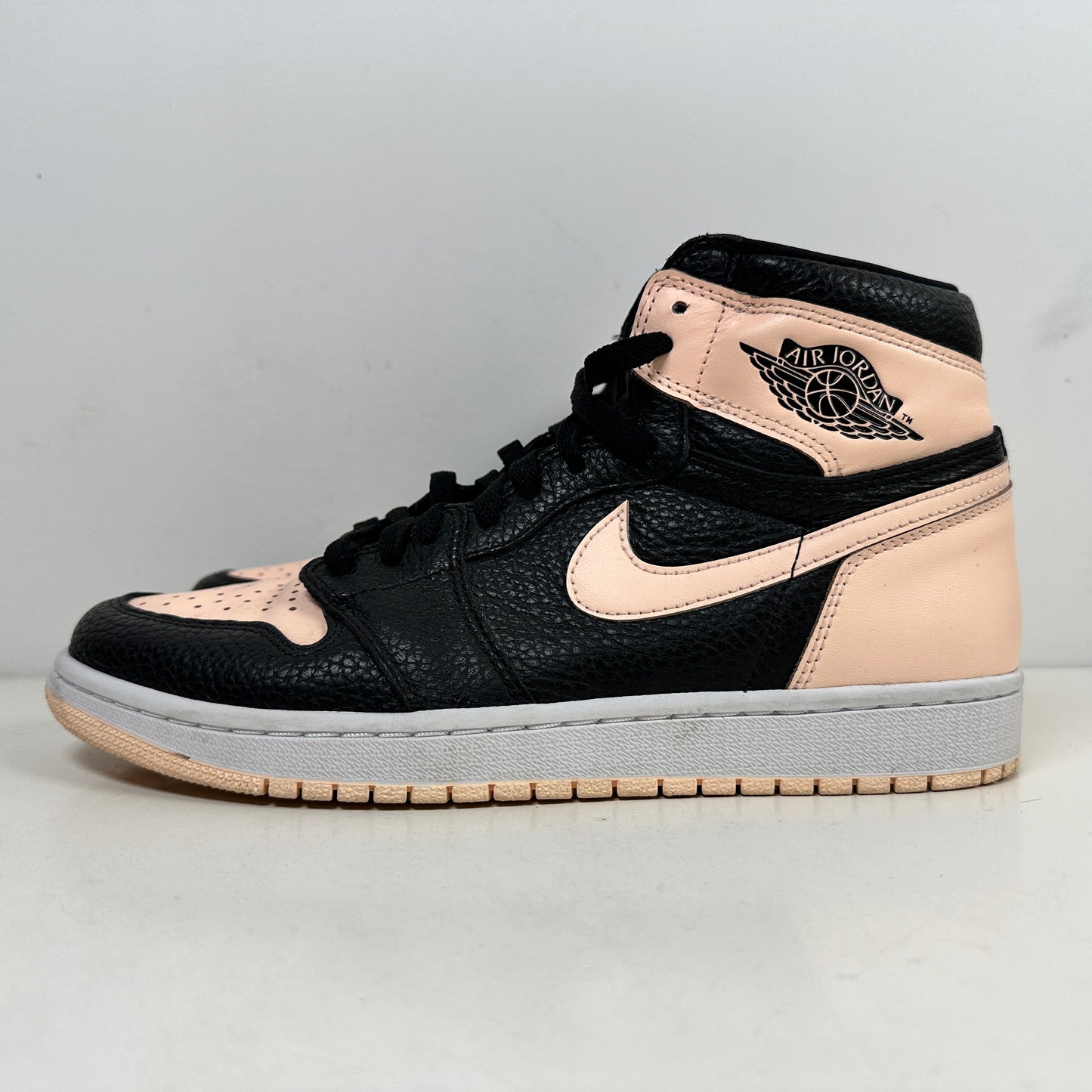 555088 081 Jordan 1 Crimson Tint [USED] - 9 M (Used)