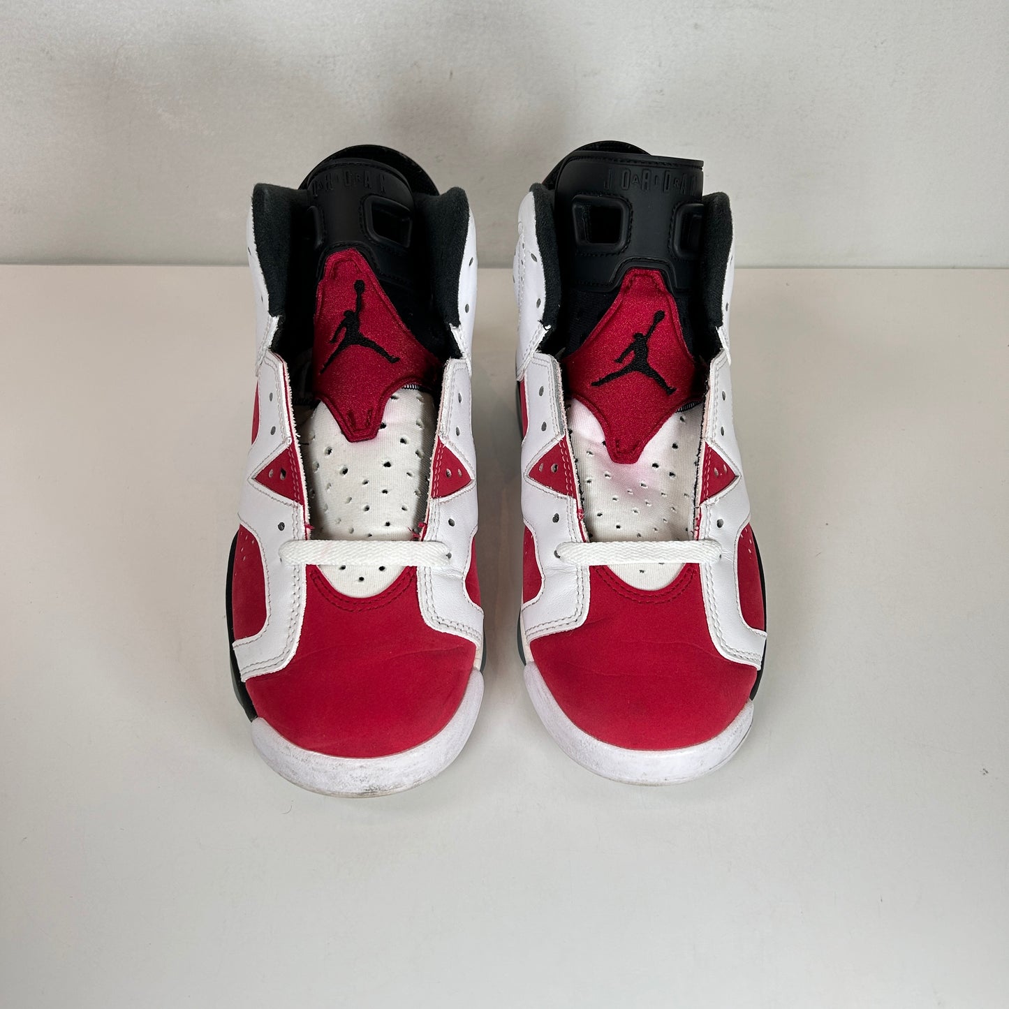384665 106 Jordan 6 Retro Carmine (2021) (GS) [USED] - 6 Y (Used)