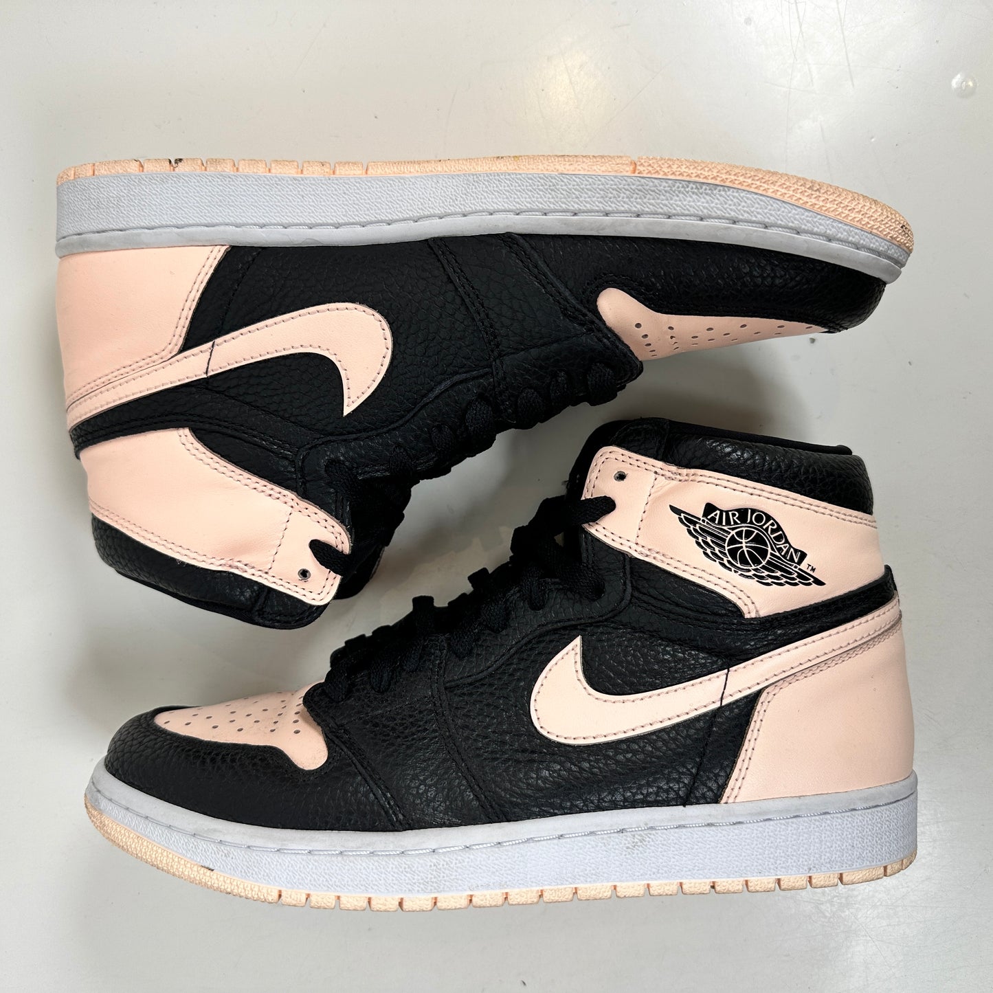 555088 081 Jordan 1 Crimson Tint [USED] - 9 M (Used)