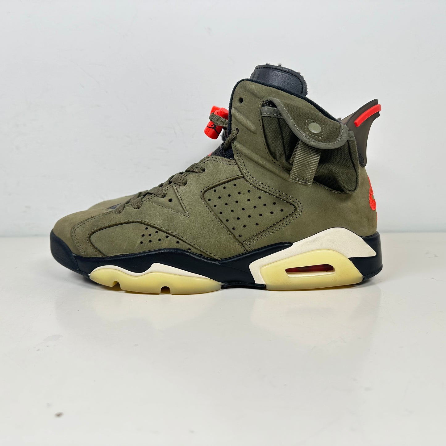 CN1084 200 Jordan 6 Retro Travis Scott [USED] - 7 M (Used) (No Box)