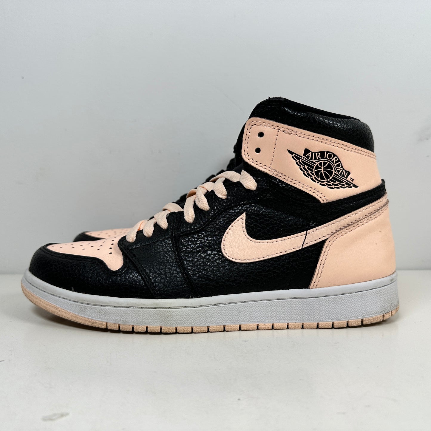 555088 081 Jordan 1 Crimson Tint [USED] - 9 M (Used2)