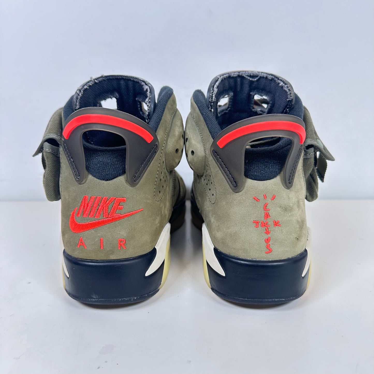 CN1084 200 Jordan 6 Retro Travis Scott [USED] - 7 M (Used) (No Box)