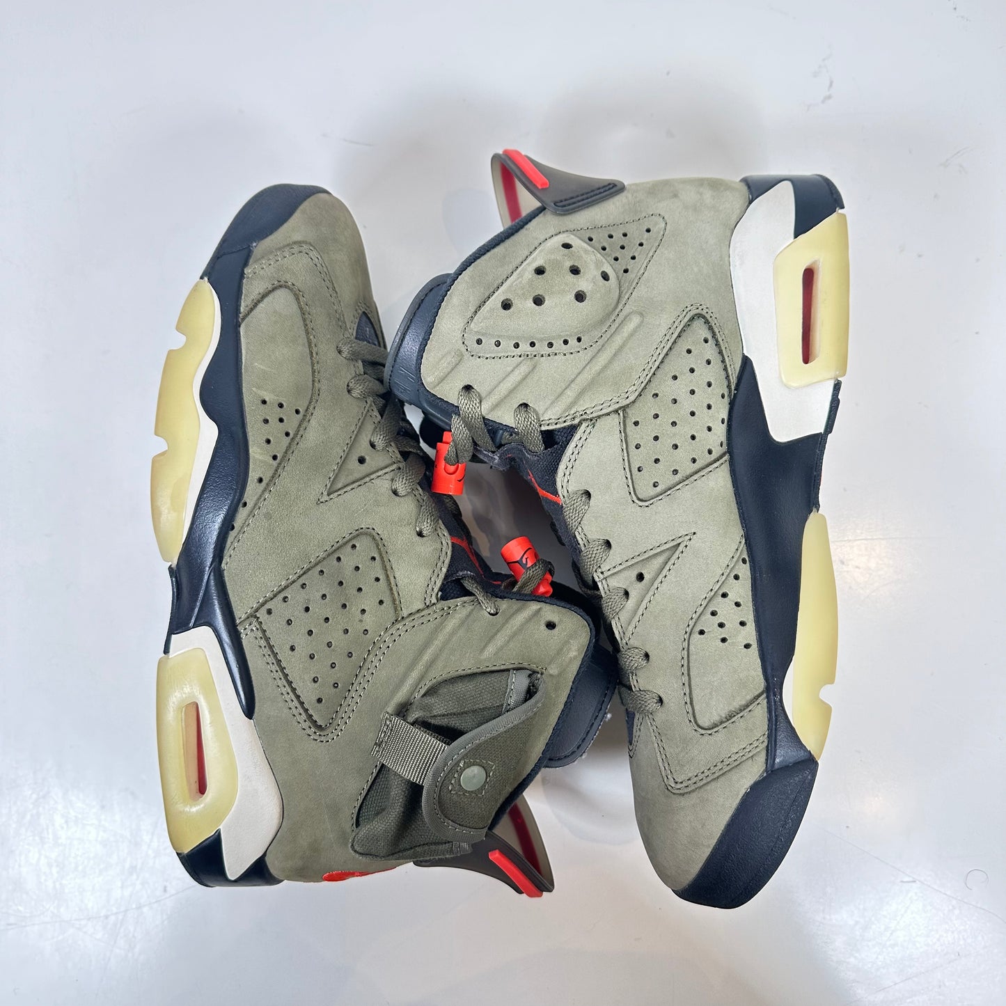 CN1084 200 Jordan 6 Retro Travis Scott [USED] - 7 M (Used) (No Box)