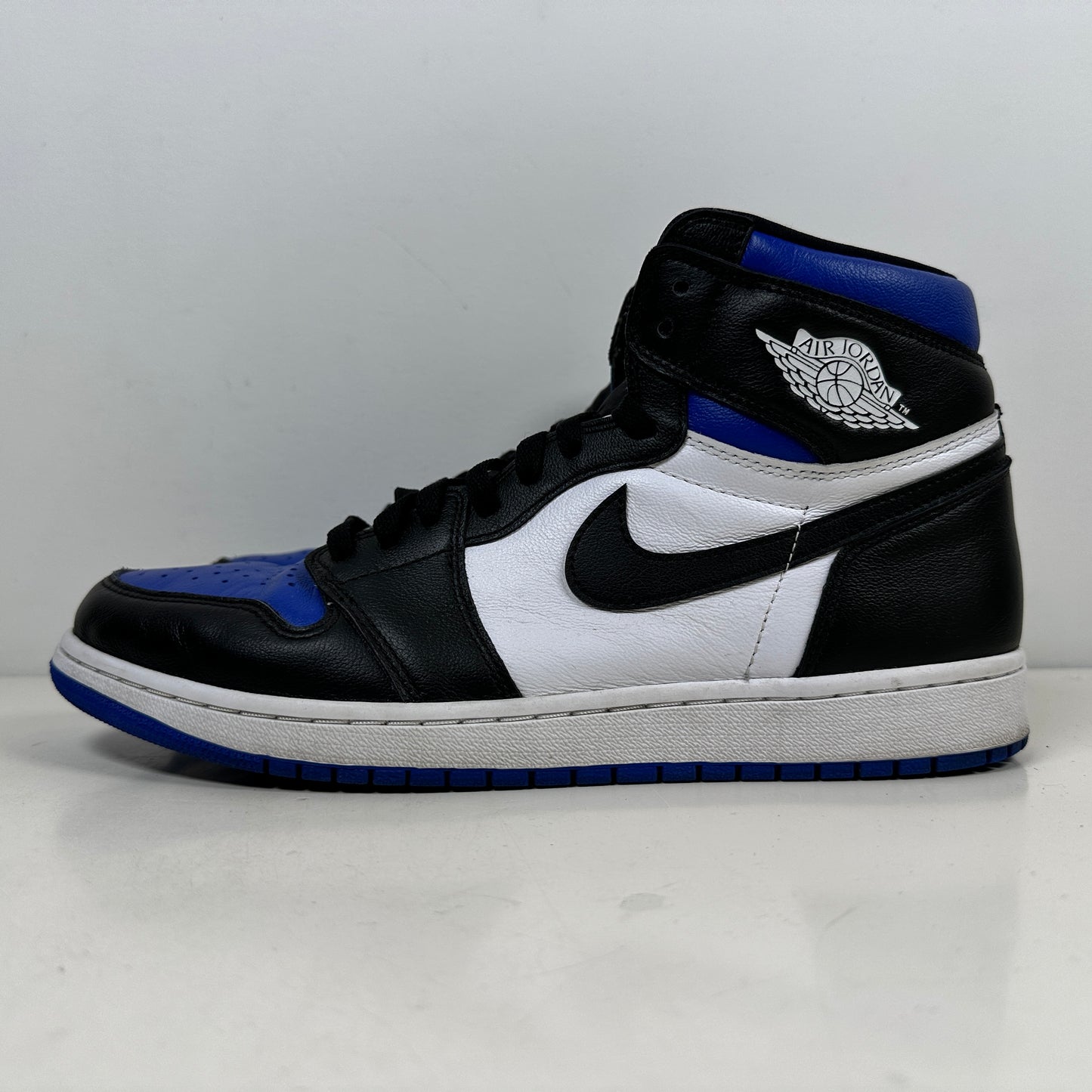 555088 041 Jordan 1 Royal Toe [USED] - 12 M (Used2)