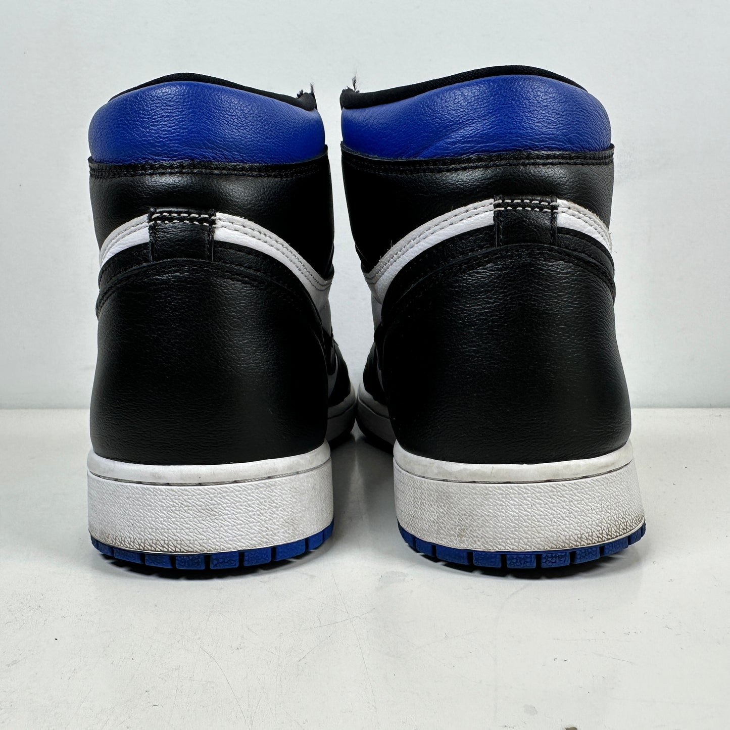 555088 041 Jordan 1 Royal Toe [USED] - 12 M (Used2)