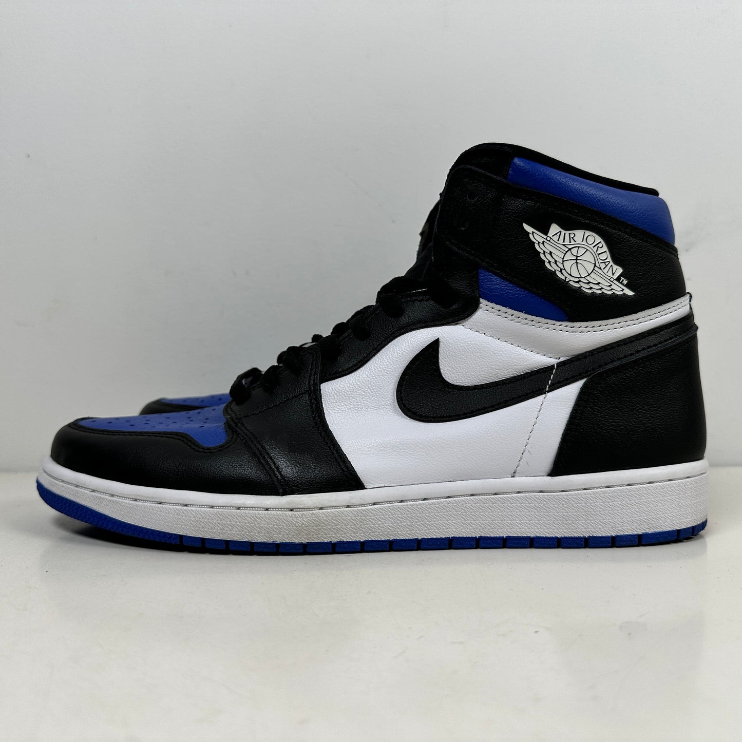 555088 041 Jordan 1 Royal Toe [USED] - 12 M (Used)