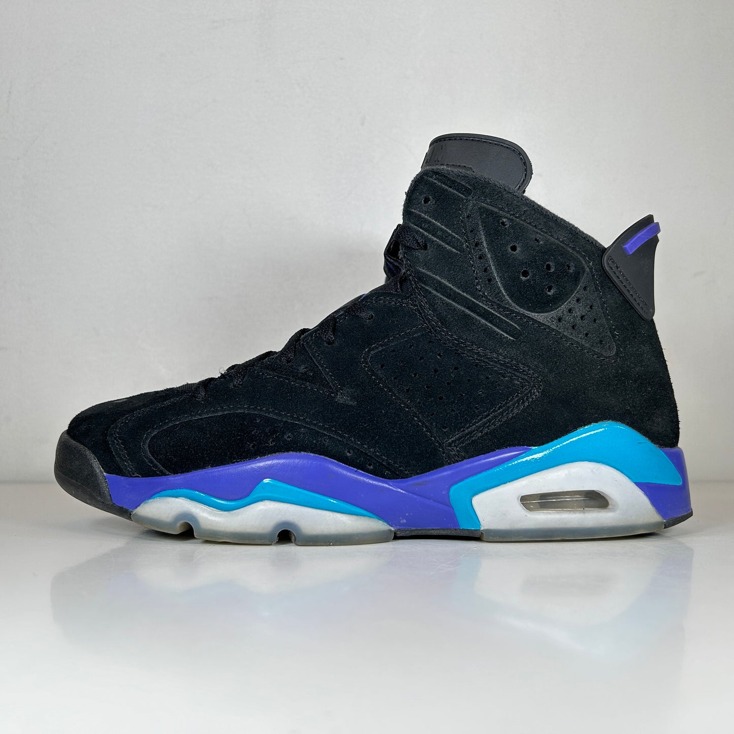 CT8529 004 Jordan 6 Retro Aqua [USED] - 9 M (Used)