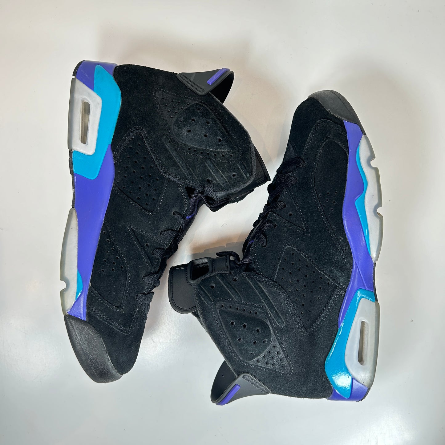 CT8529 004 Jordan 6 Retro Aqua [USED] - 9 M (Used)