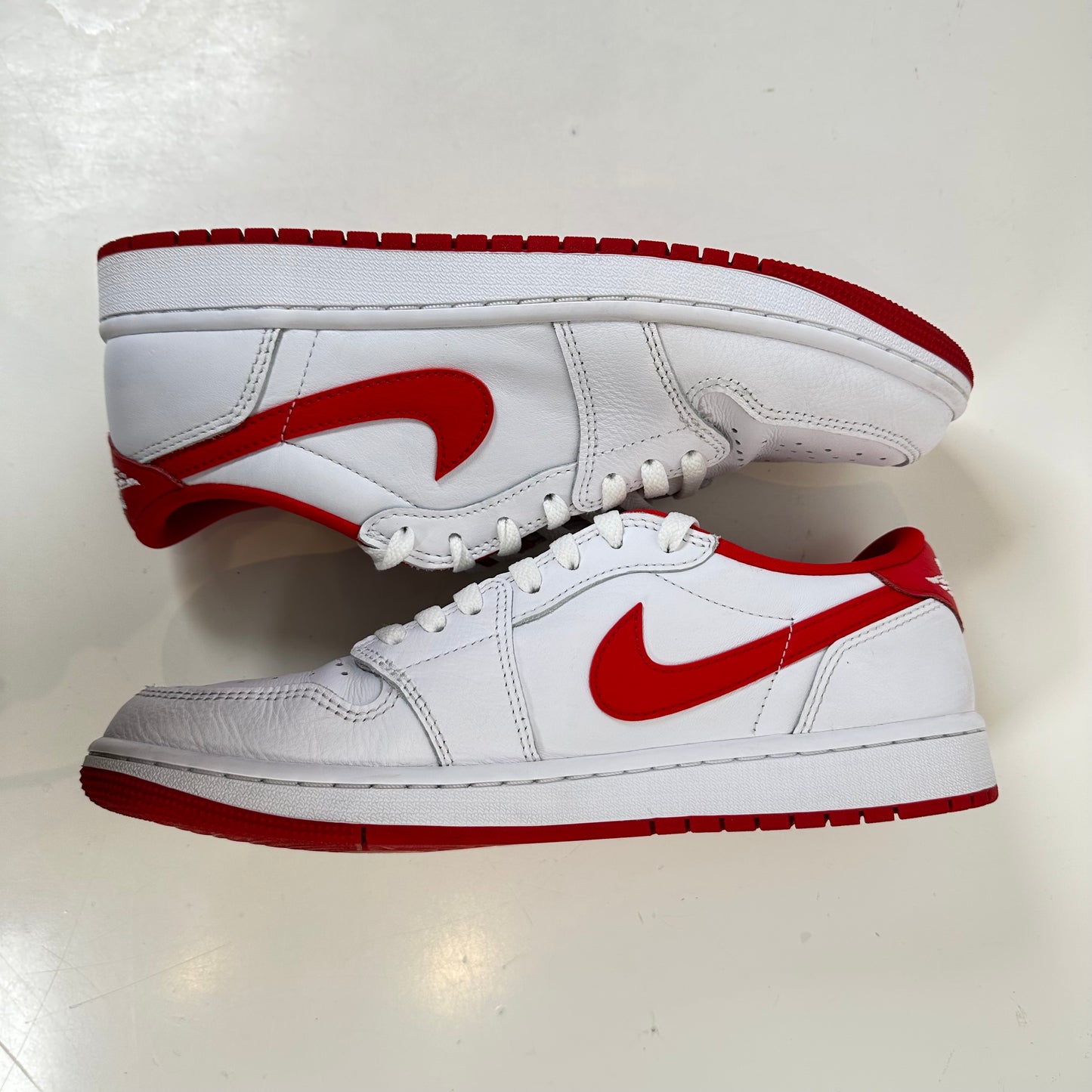 CZ0790 161 Jordan 1 Retro Low OG University Red [USED] - 9.5 M (Used) (No Box)