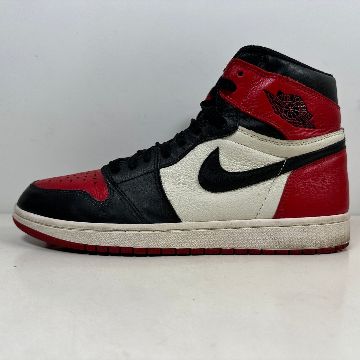 555088 610 Jordan 1 Bred Toe [USED] - 11.5 M (Used) (No Box)