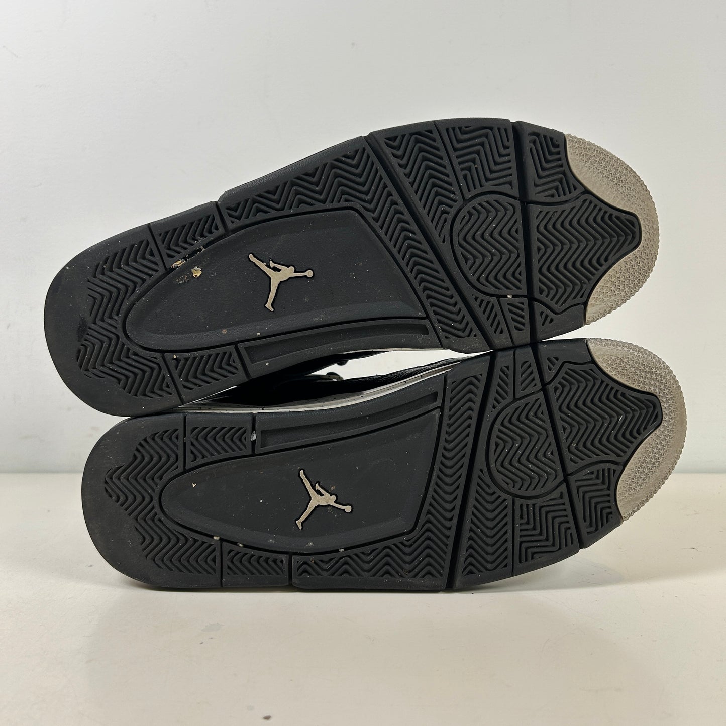 314254 003 Jordan 4 Retro Oreo (2015) [USED] - 11.5 (Used)