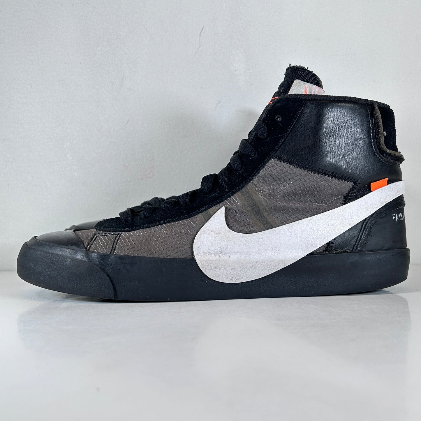 AA3832 001 Nike Blazer Off-White Black [USED] - 12 M (Used) (No Box) (Cut Tags)