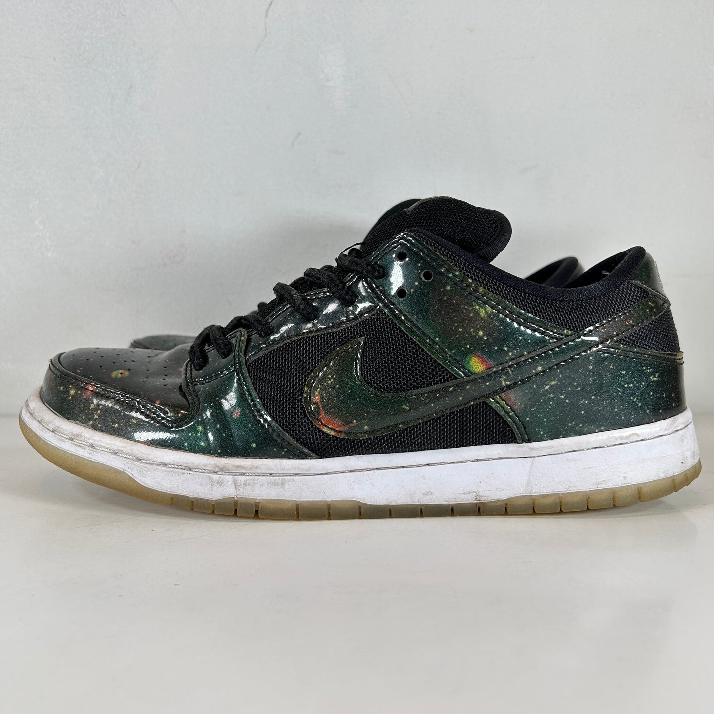 883232 001 Nike SB Dunk Low 420 Intergalactic [USED]