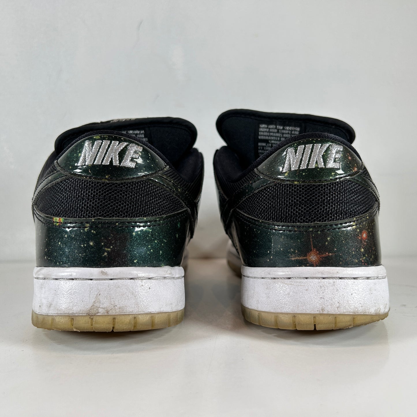 883232 001 Nike SB Dunk Low 420 Intergalactic [USED]