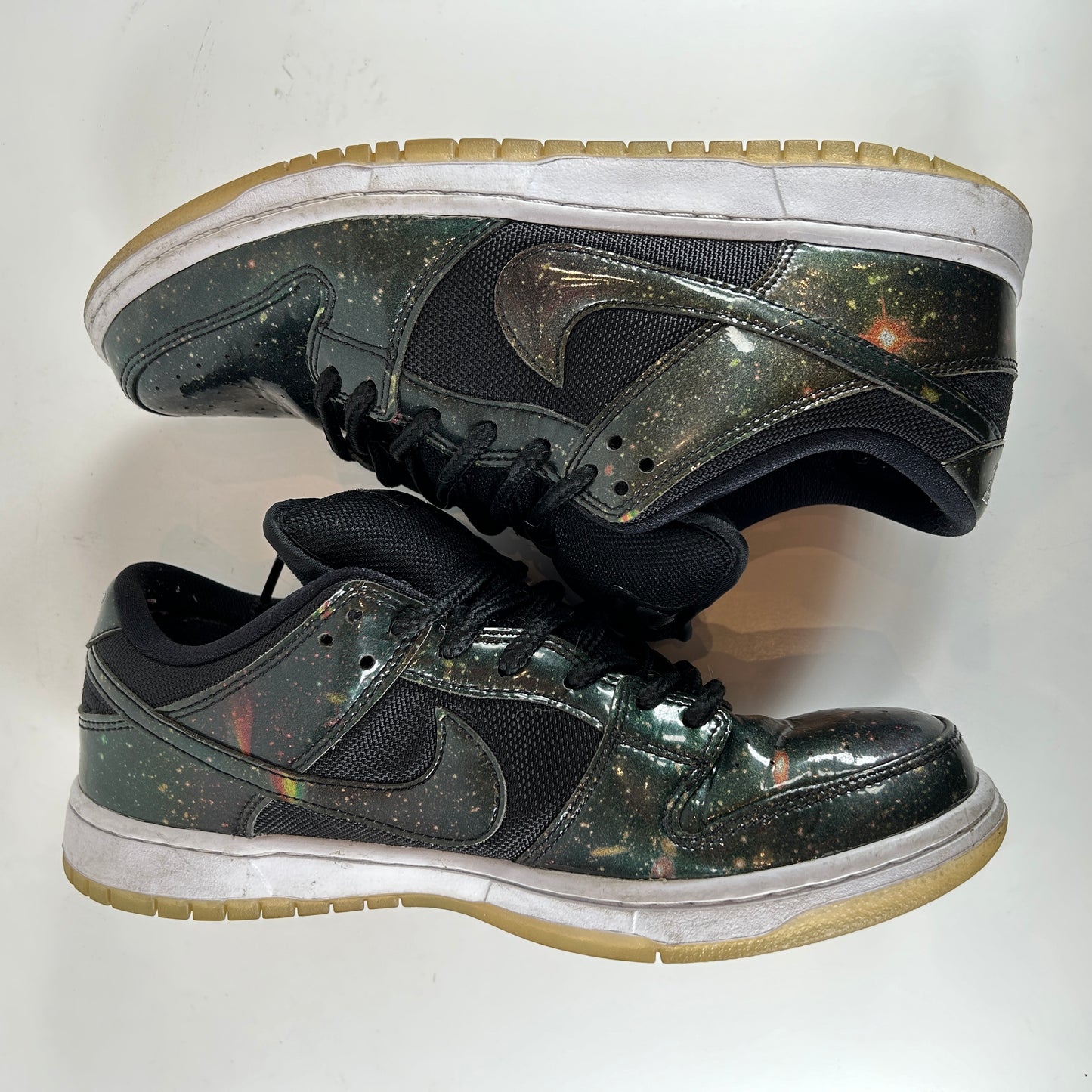 883232 001 Nike SB Dunk Low 420 Intergalactic [USED]