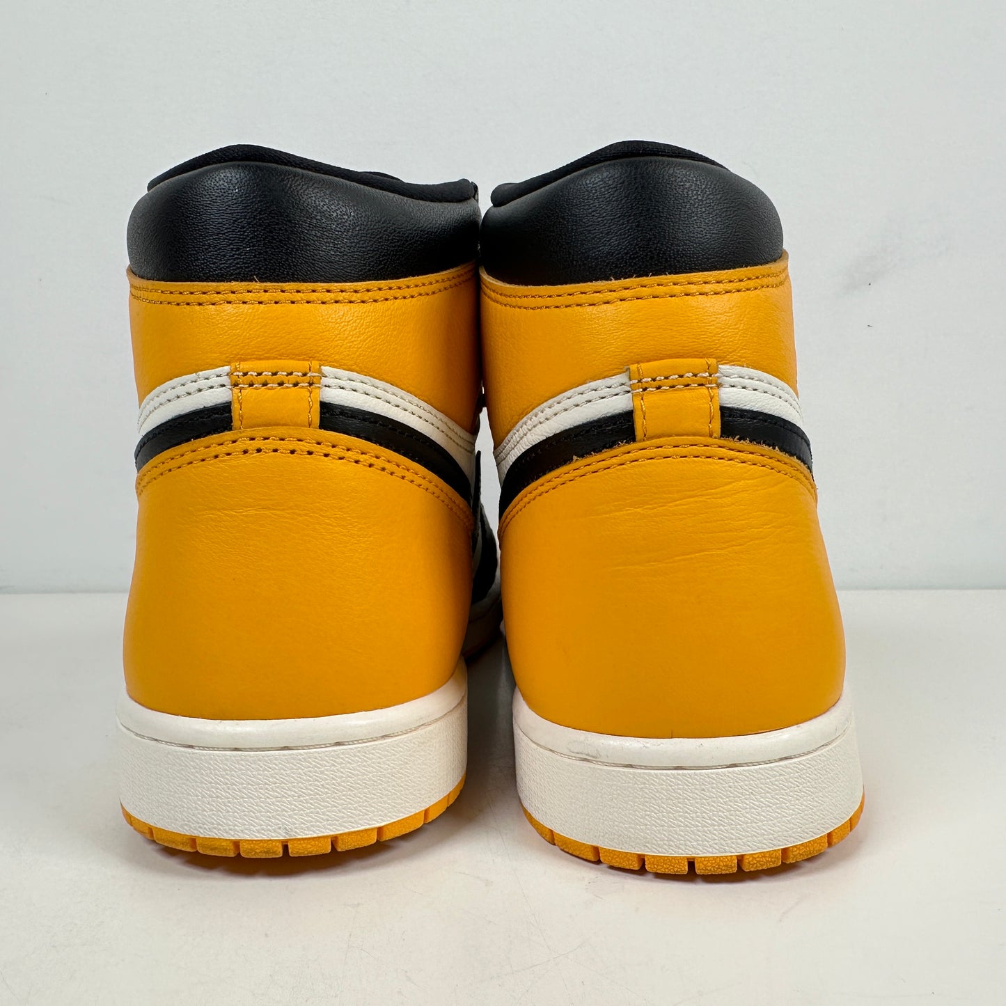 555088 711 Jordan 1 Retro High OG Yellow Toe [USED] - 11.5 (Used) (No Box)