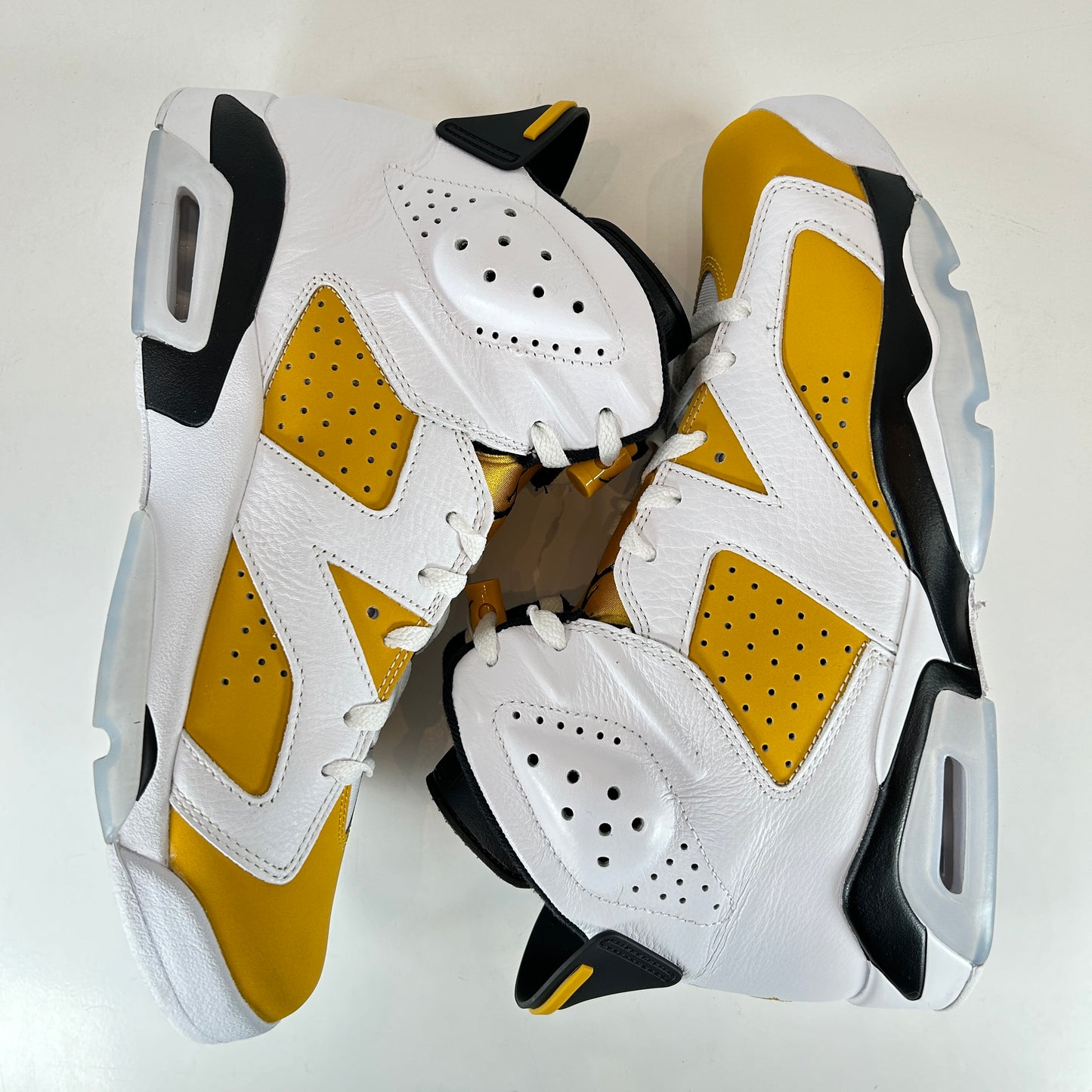 CT8529 170 Jordan 6 Retro Yellow Ochre [USED] - 11 M (Used)