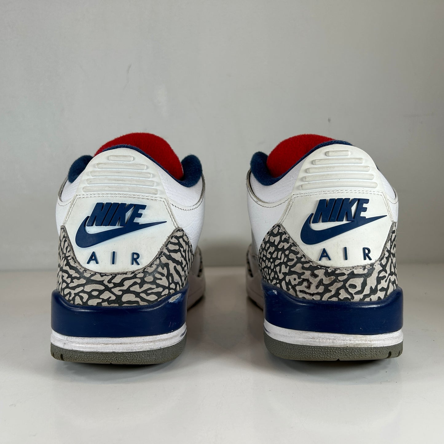 854262 106 Jordan 3 Retro True Blue (2016) [USED] - 8.5 M (Used)