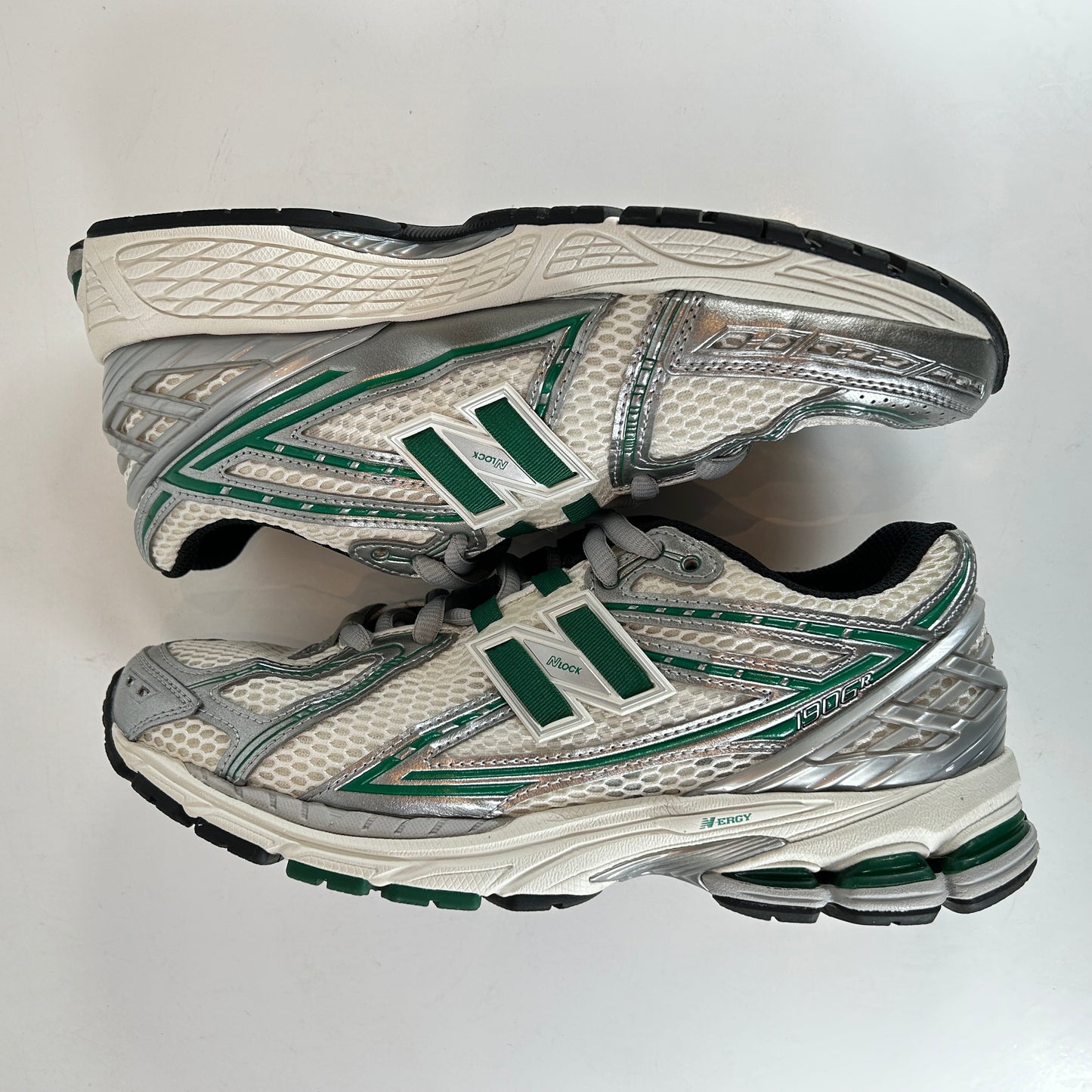 M1906RFN New Balance 1906R Spruce Pack [USED] - 8 M (Used)