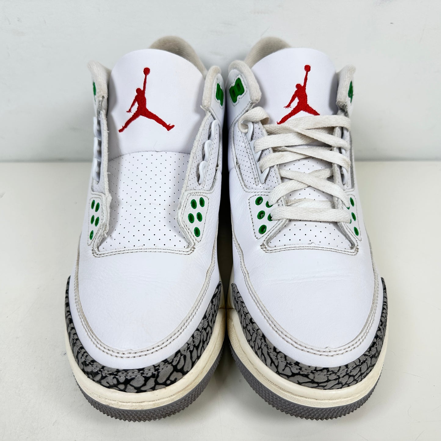 CK9246 136 Jordan 3 Retro Lucky Green (W) [USED] - 9.5 W (Used)