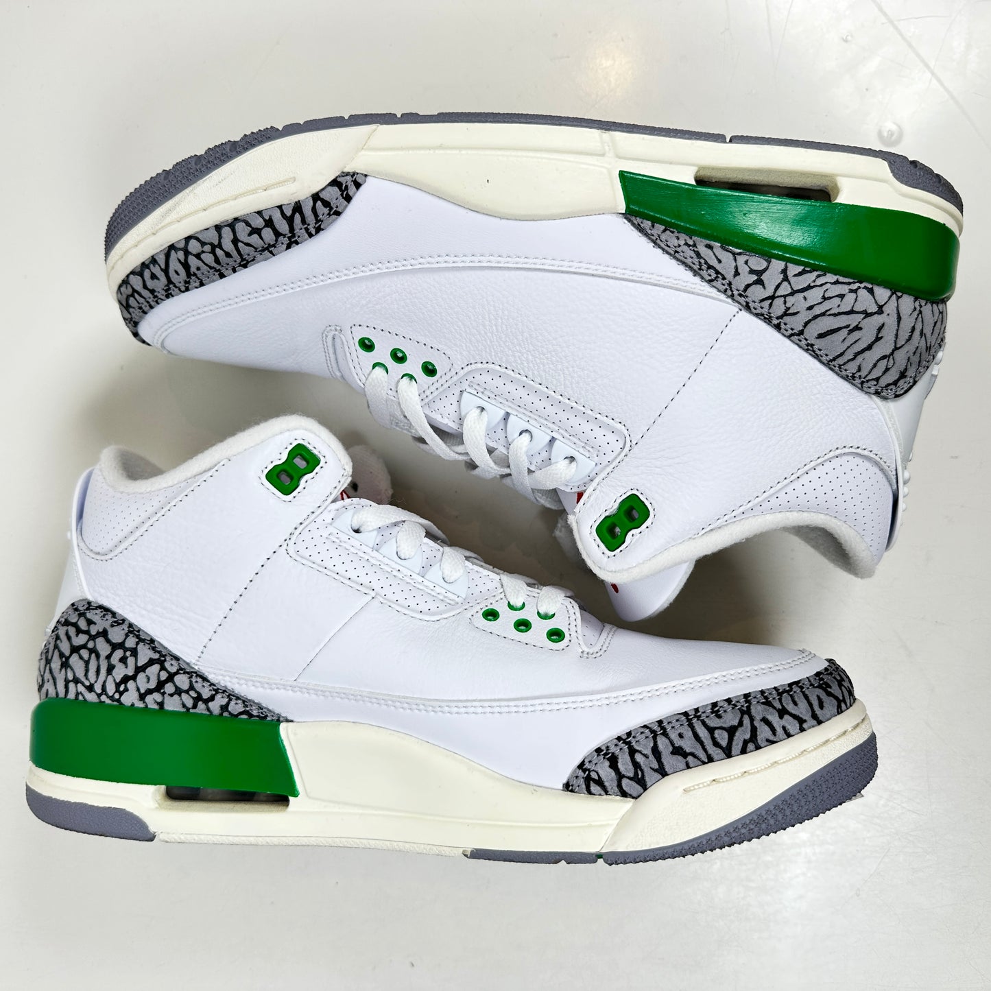 CK9246 136 Jordan 3 Retro Lucky Green (W) [USED] - 12 W (Used)