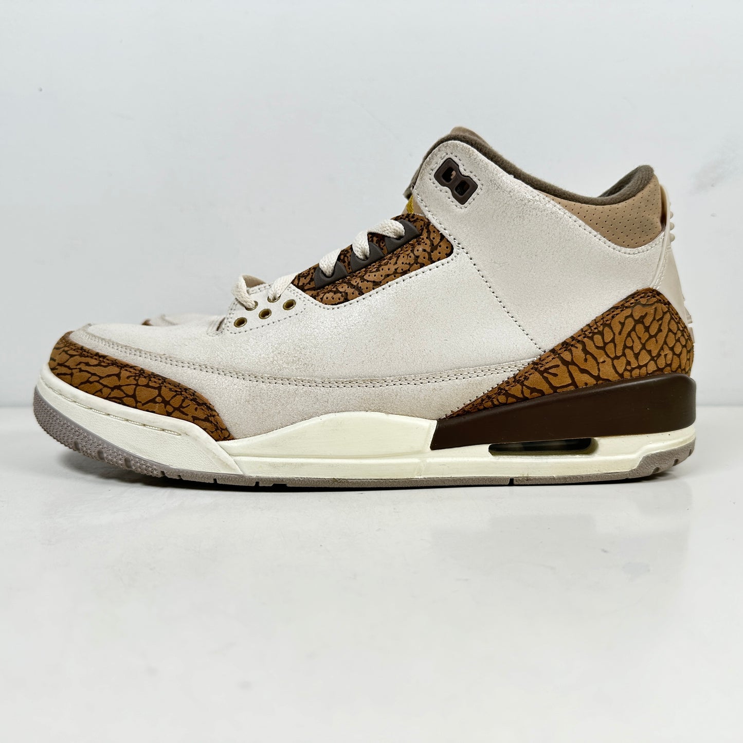 CT8532 102 Jordan 3 Retro Palomino [USED] - 11.5 M (Used) (No Box)