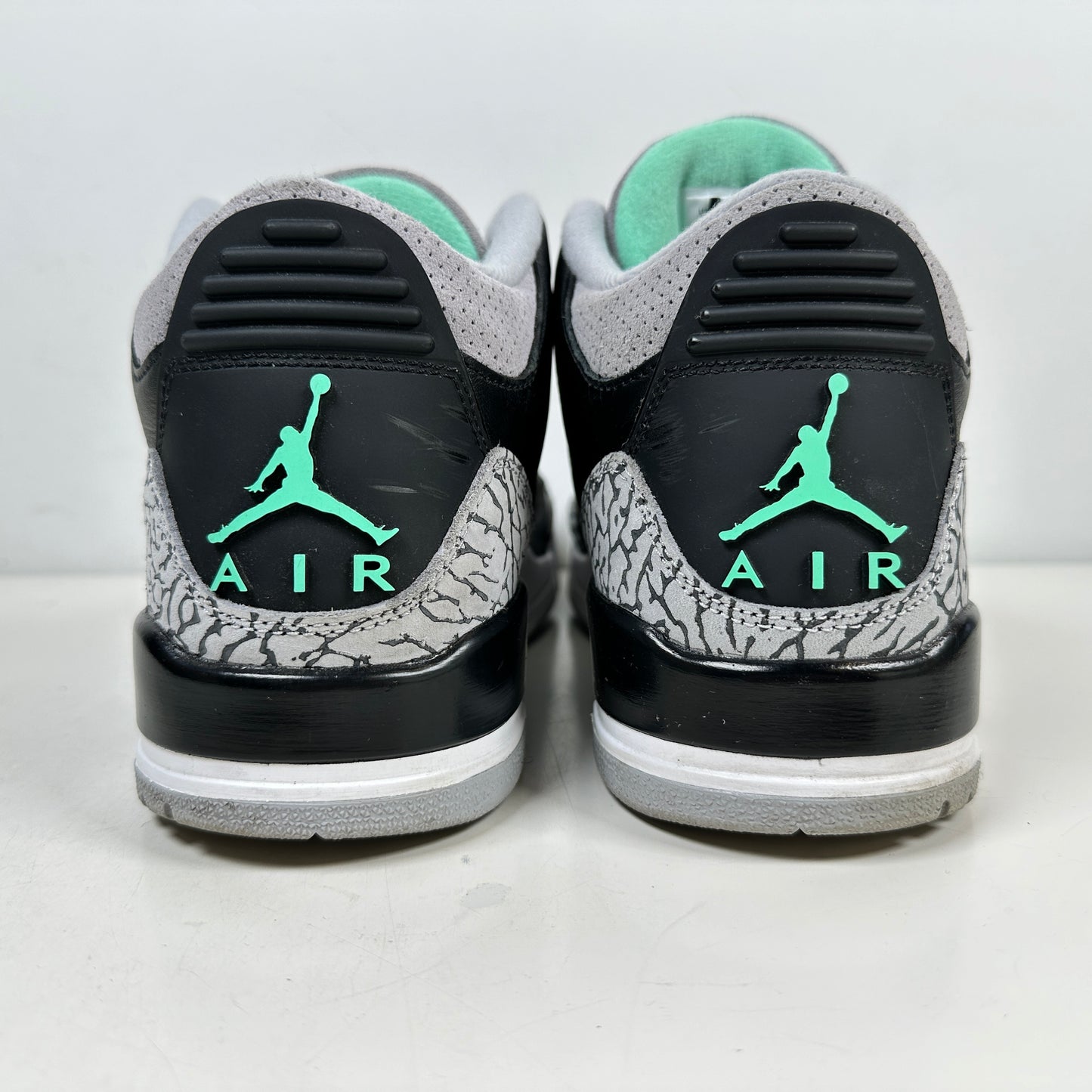 CT8532 031 Jordan 3 Retro Green Glow [USED] - 10 M (Used)