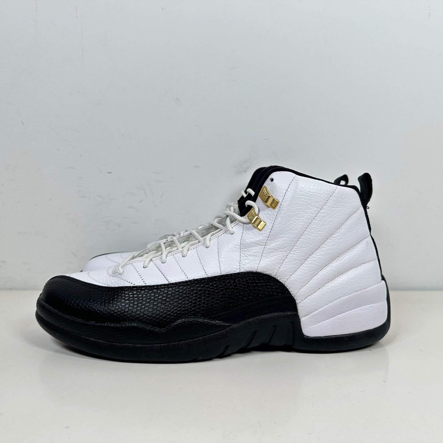 130690 125 Air Jordan talla 12 Taxi 2013 Retro Negro Blanco Oro
