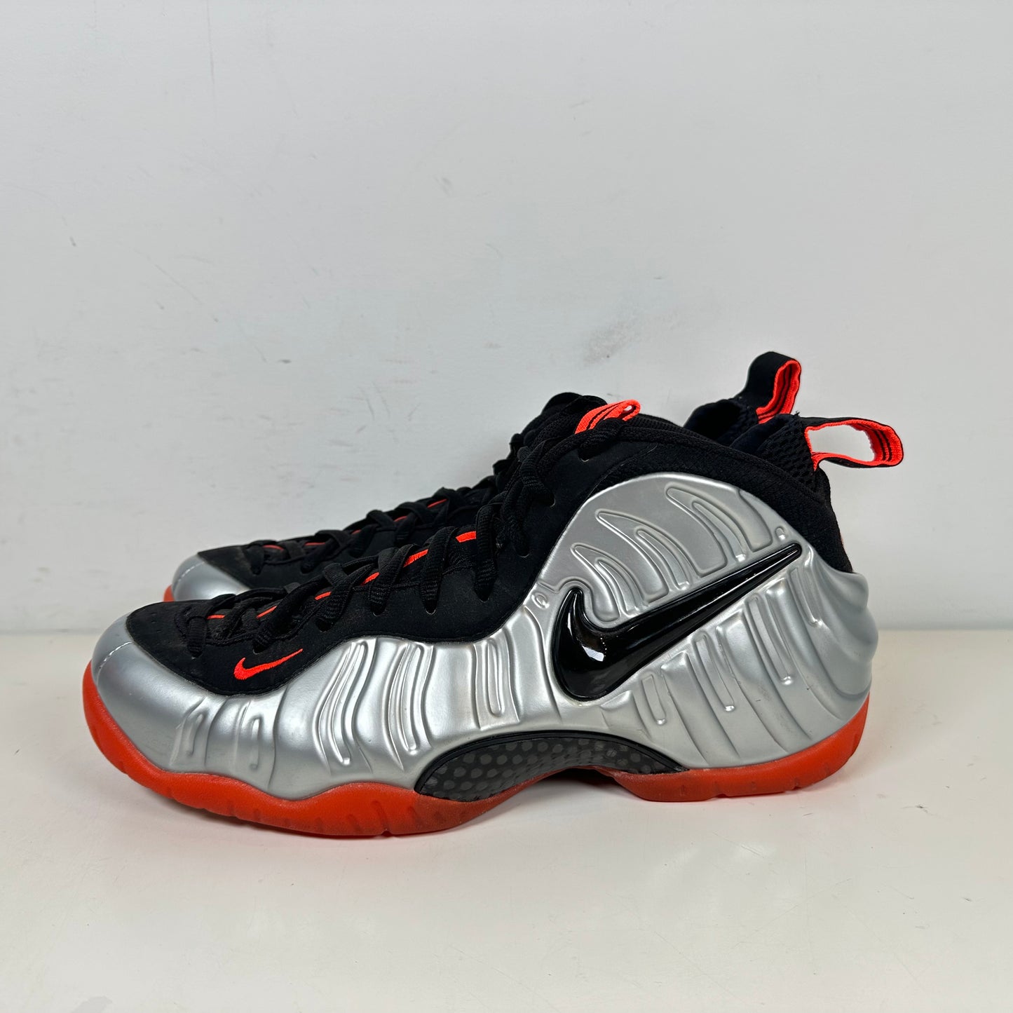 624041 016 Nike Air Foamposite Pro Bright Crimson [USED] - 11 M (Used) (No Box)