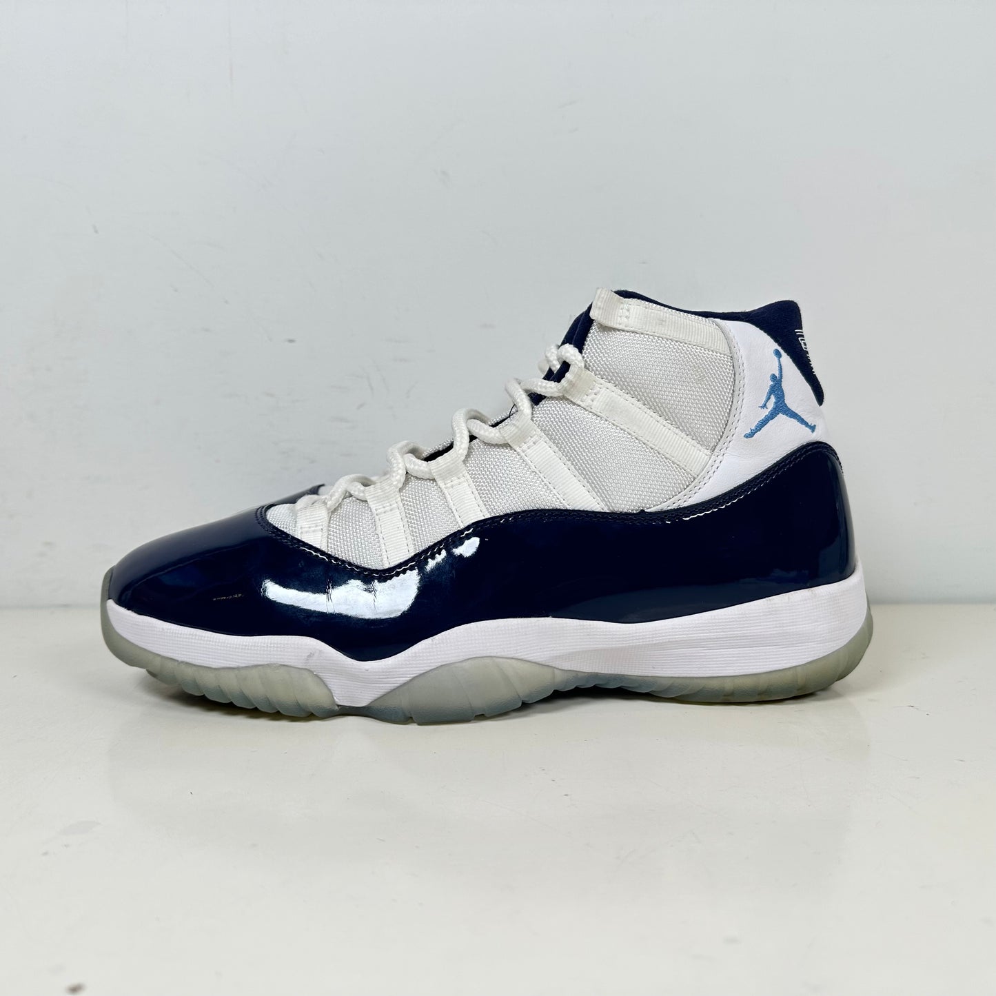 378037 123 Jordan 11 UNC Win Like 82 [USED] - 11 M (Used) (No Box)