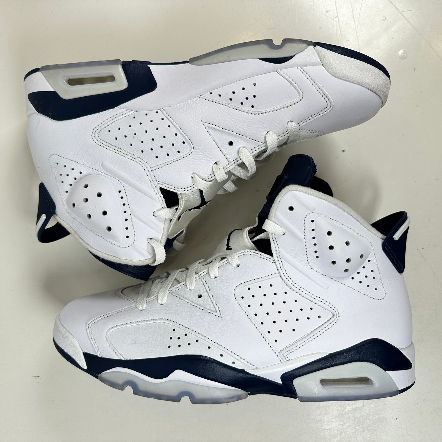 CT8529 141 Jordan 6 Retro Midnight Navy (2022) [USED] - 12 M (Used)