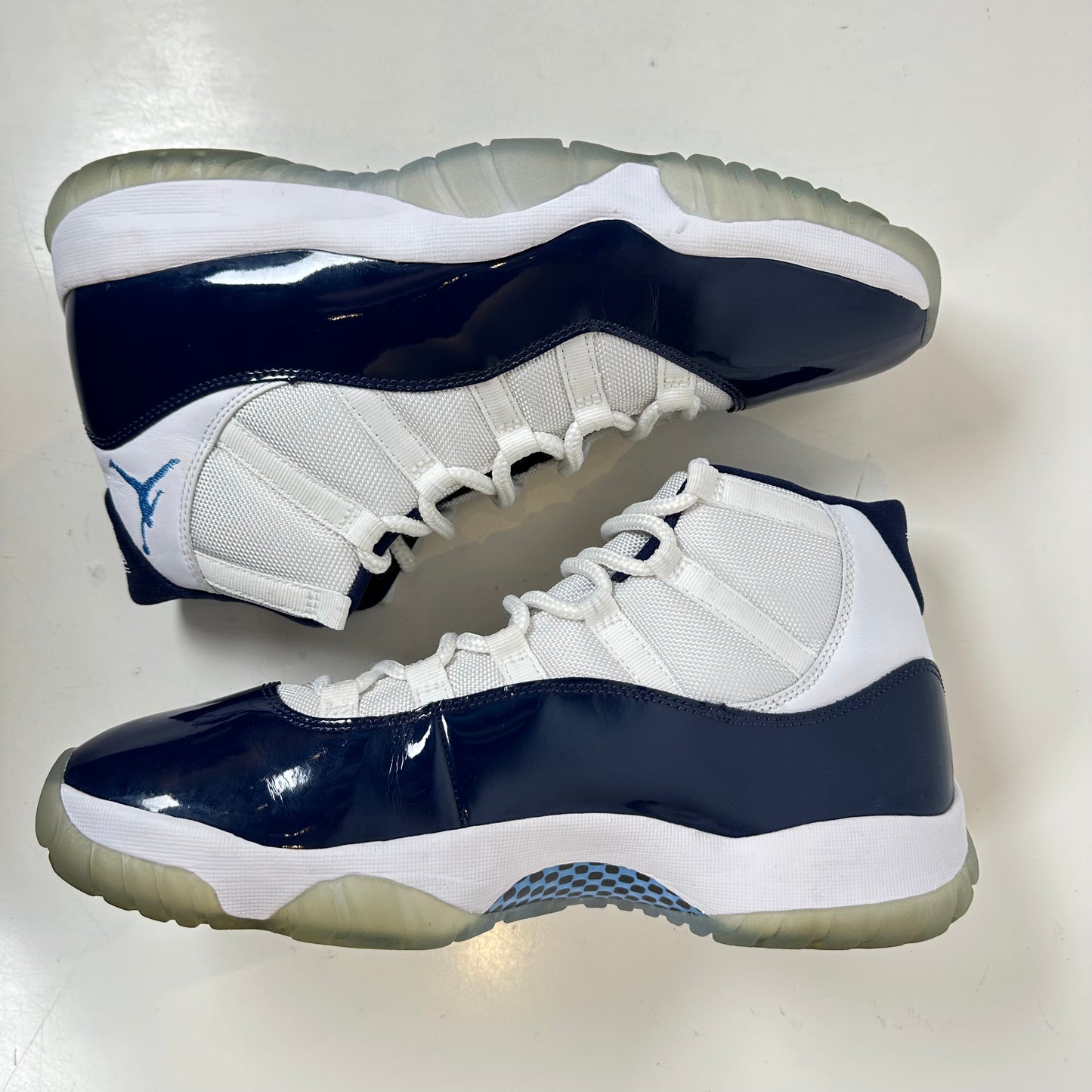 378037 123 Jordan 11 UNC Win Like 82 [USED] - 11 M (Used) (No Box)