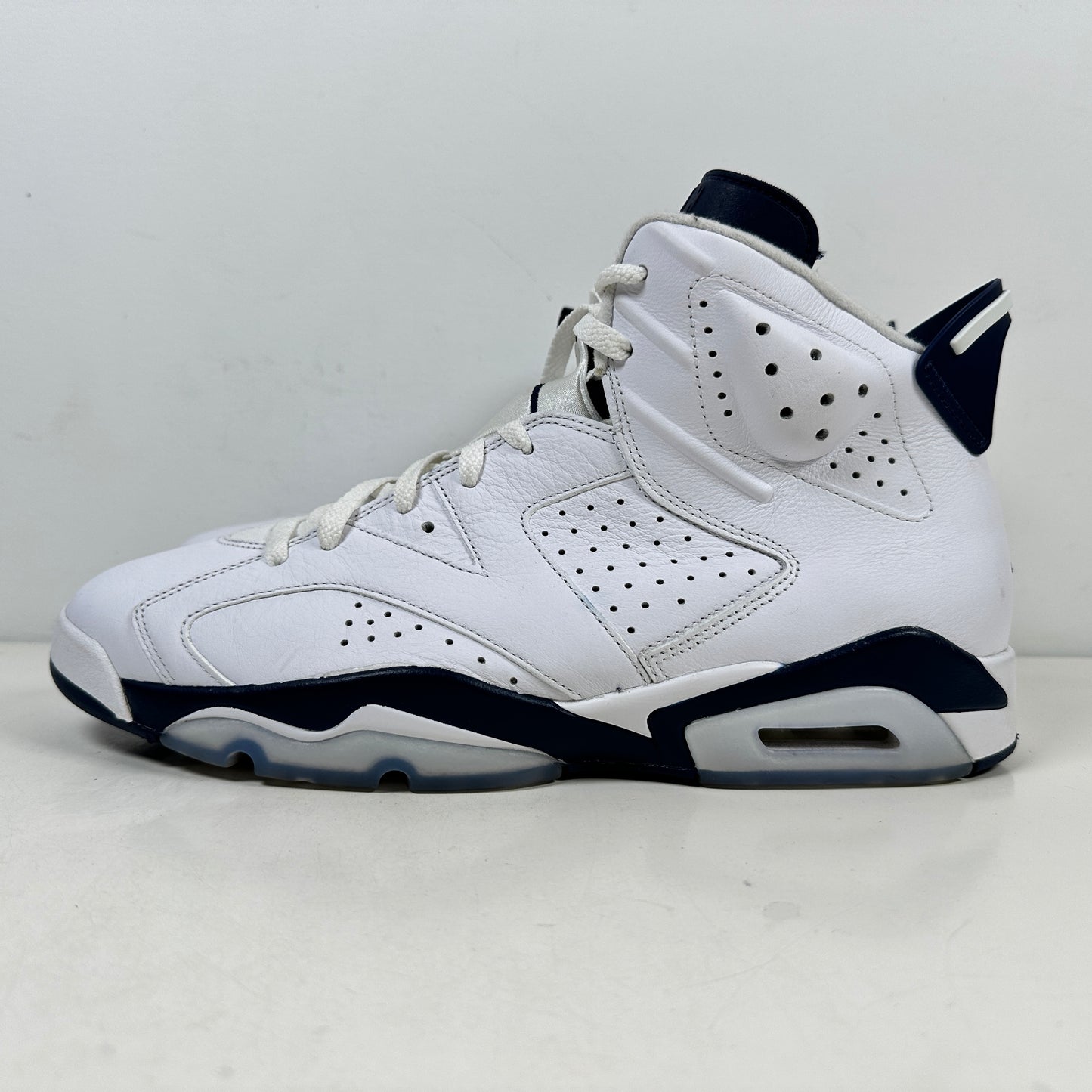 CT8529 141 Jordan 6 Retro Midnight Armada (2022)