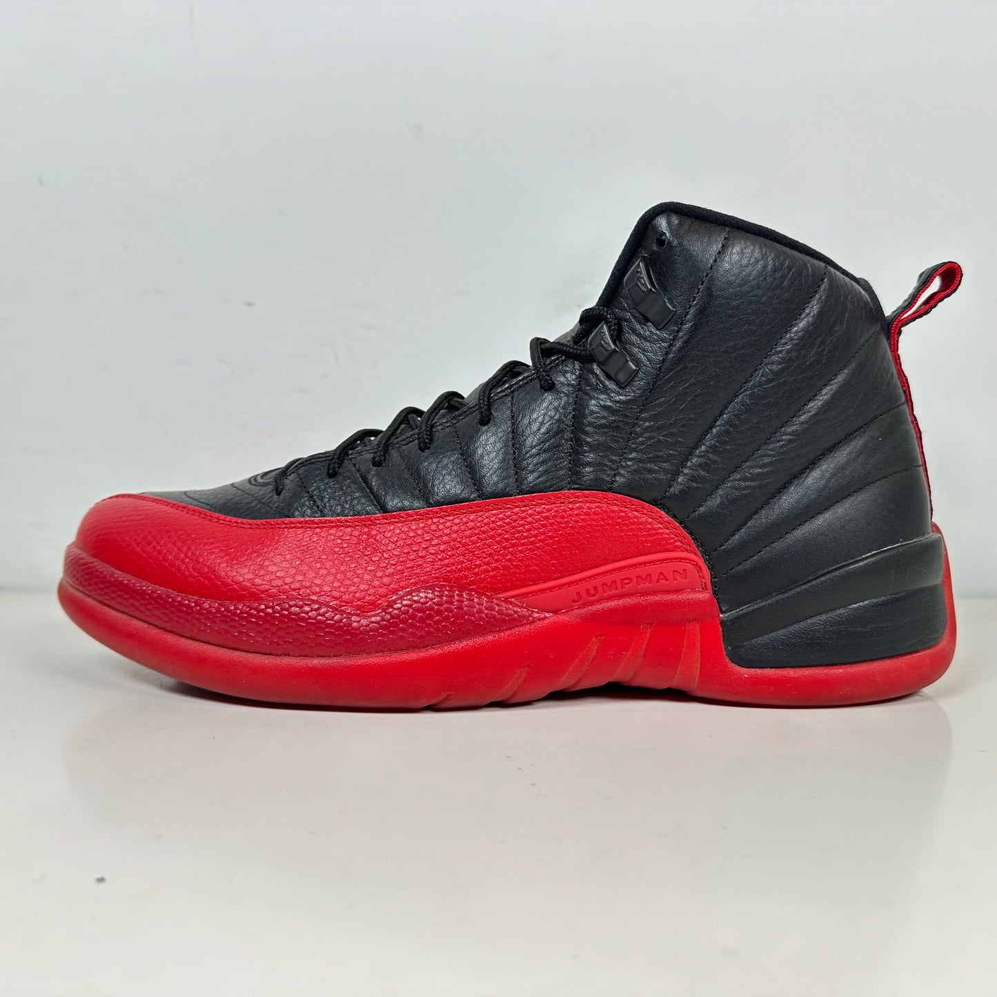 130690 002 Jordan 12 Retro Flu Game (2016) [USED] - 11.5 M (Used) (No Box)