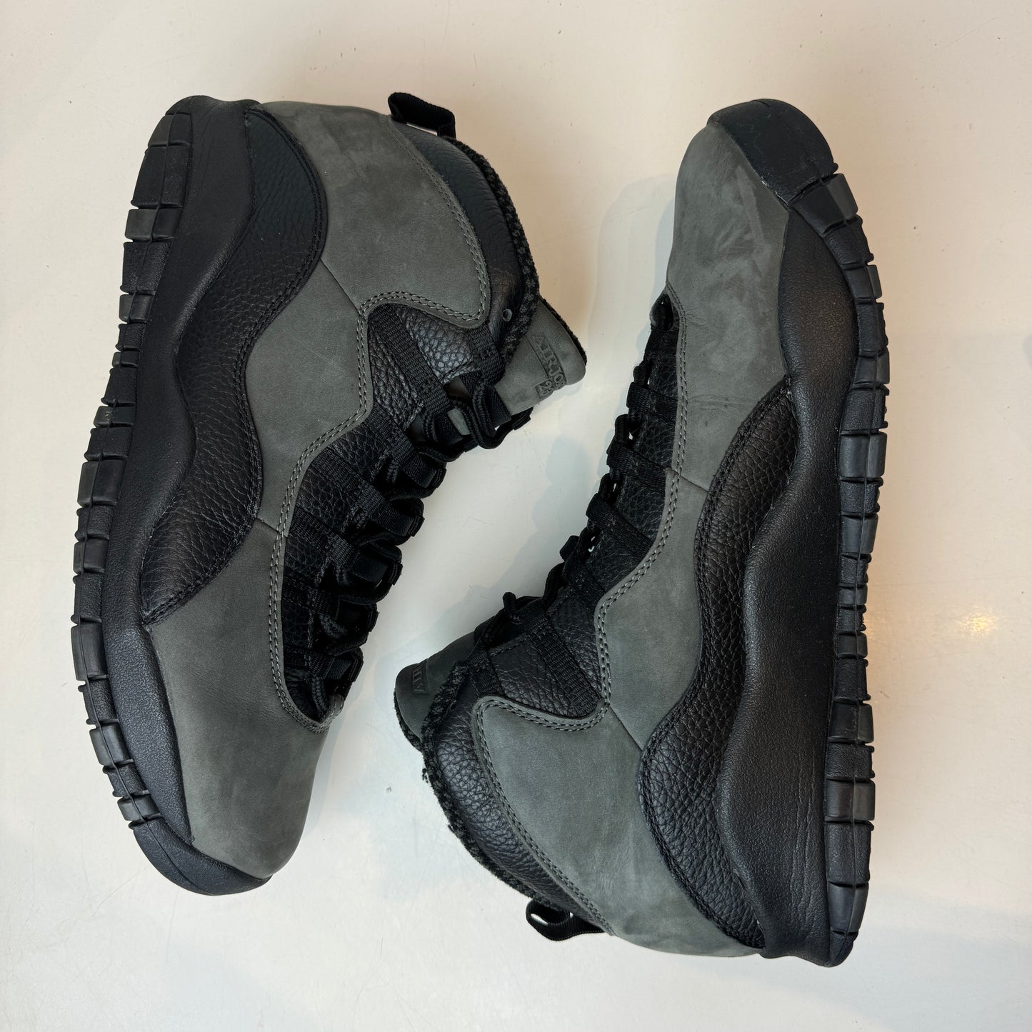 310805 002 Jordan 10 Retro Shadow (2018) [USED] - 13 M (Used) (No Box)