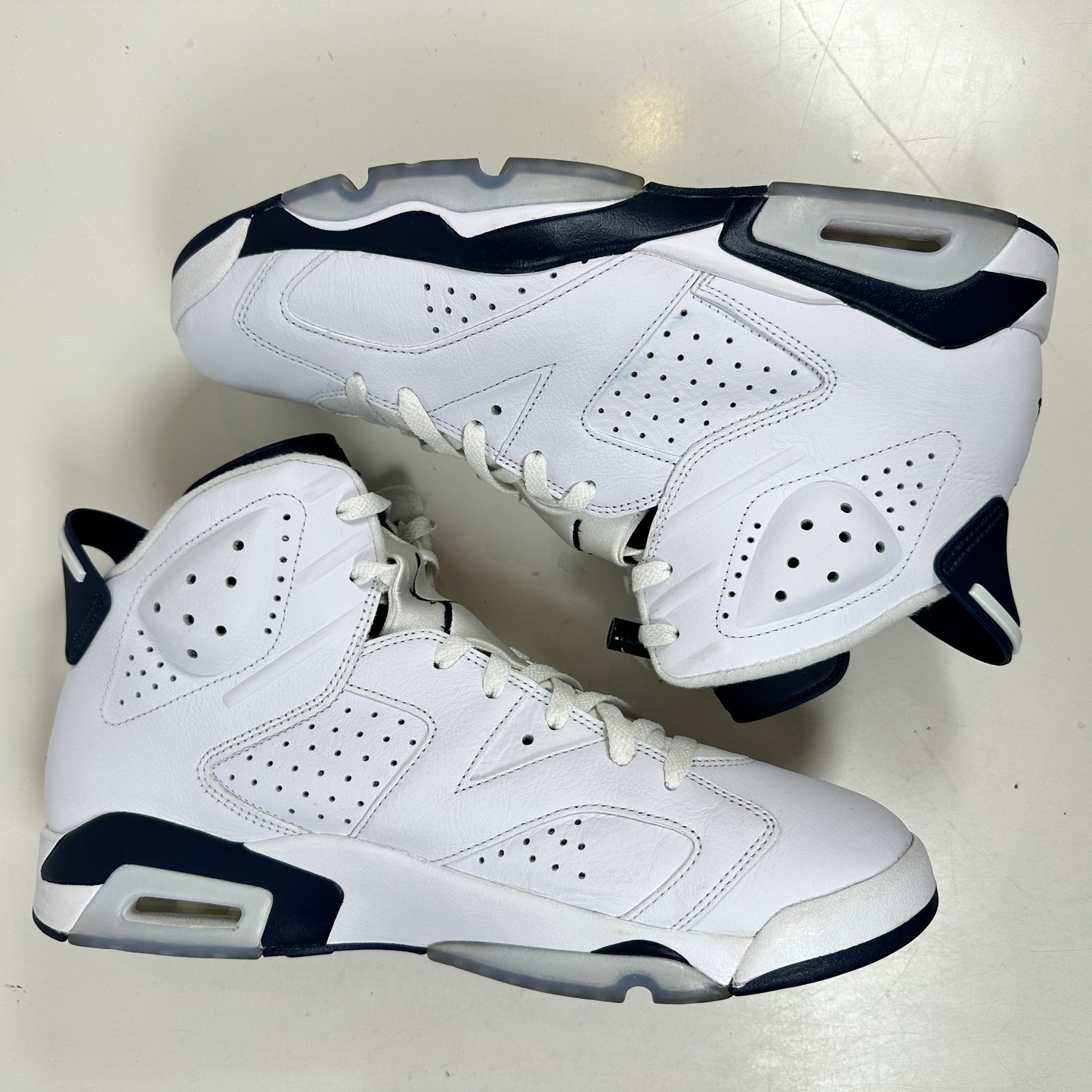 CT8529 141 Jordan 6 Retro Midnight Armada (2022)