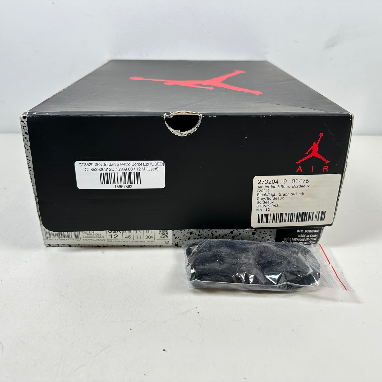 CT8529 063 Jordan 6 Retro Bordeaux [USED] - 12 M (Used)