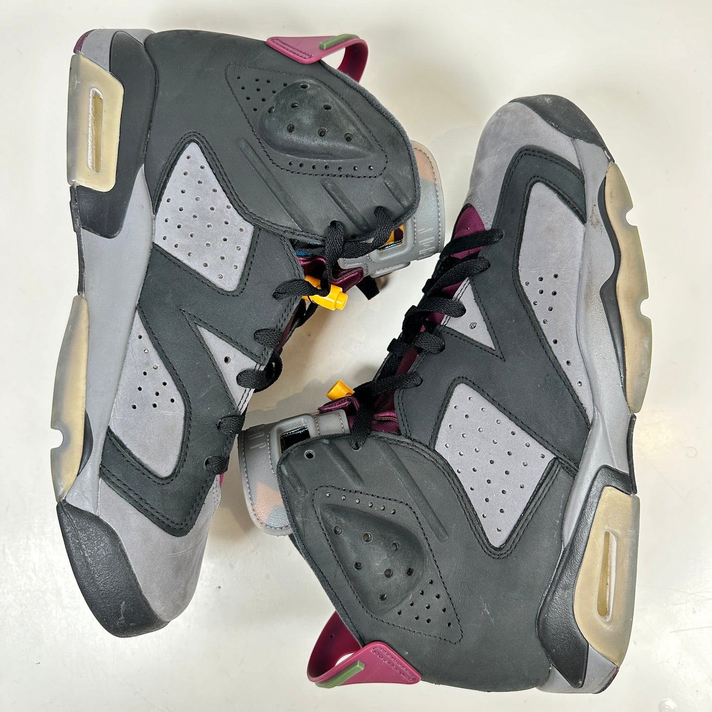 CT8529 063 Jordan 6 Retro Burdeos