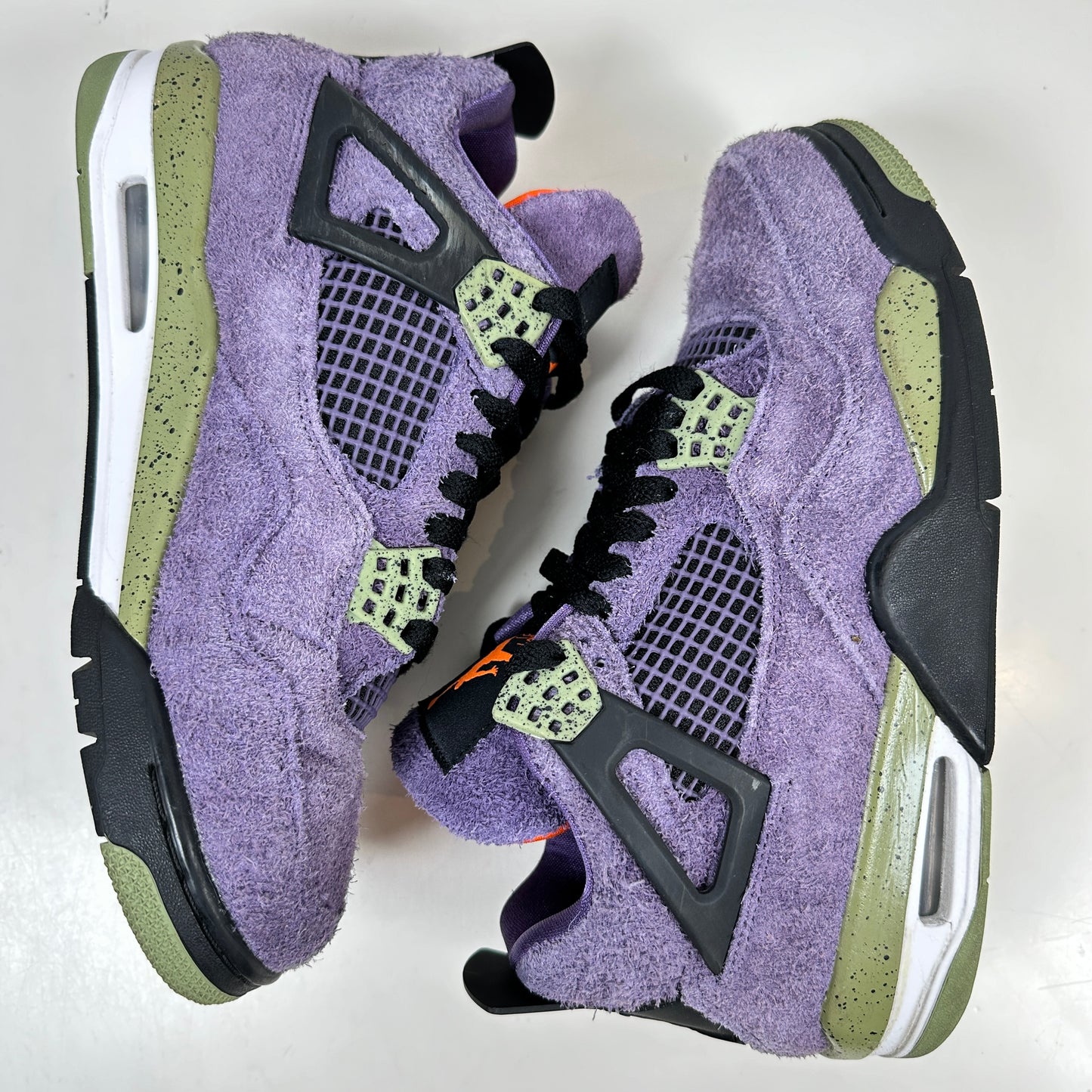 AQ9129 500 Jordan 4 Retro Canyon Purple [USED] - 8.5 W (Used)