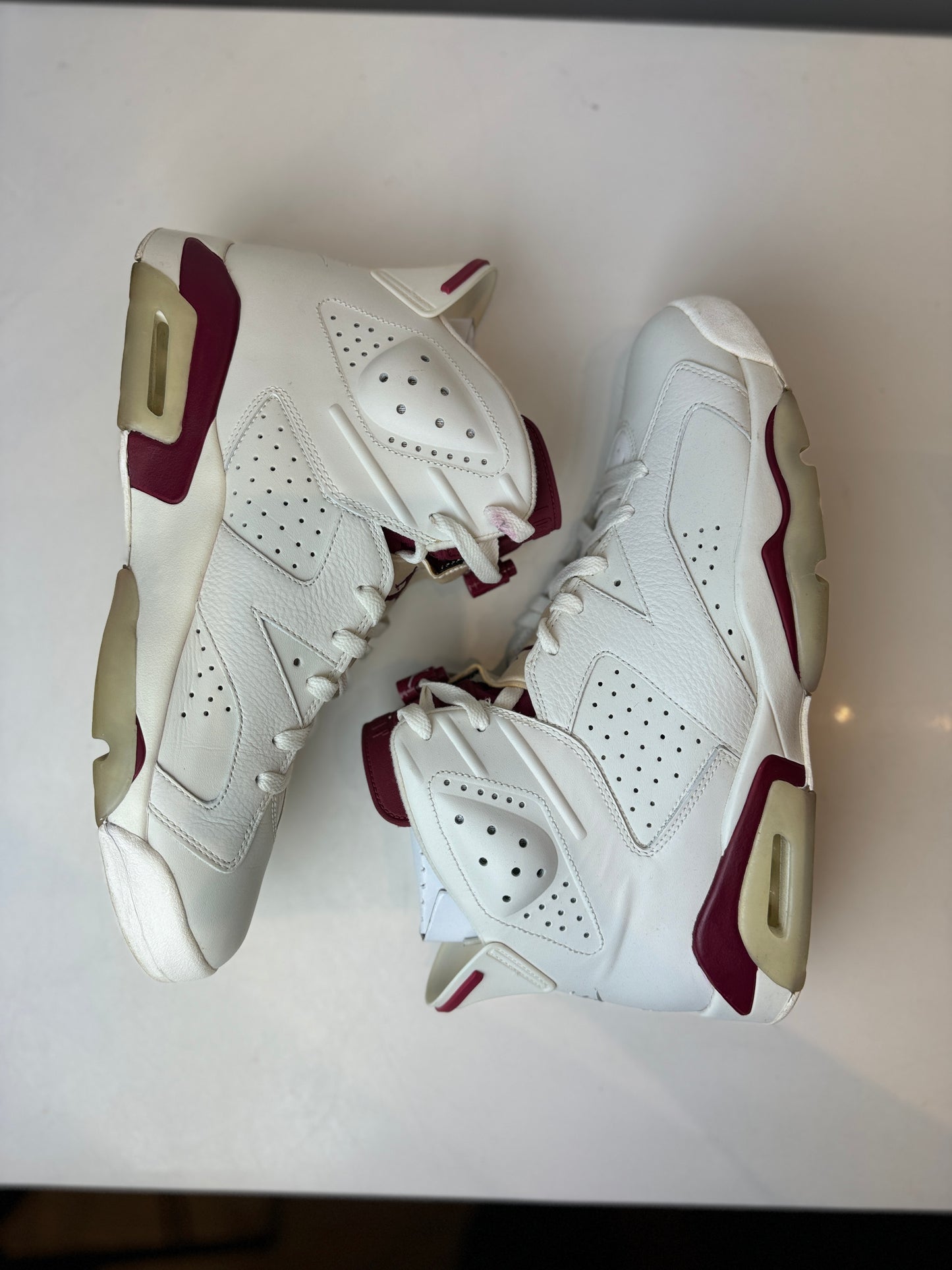 384664 116 Jordan 6 Granate