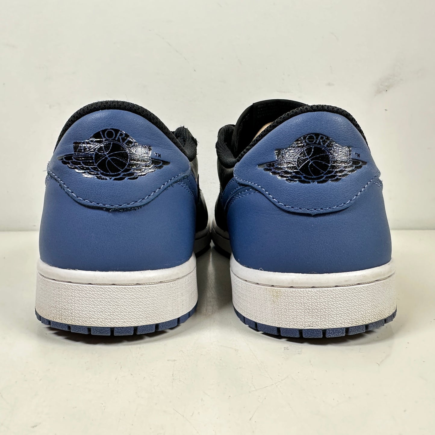 CZ0790 041 Jordan 1 Retro Low OG Mystic Navy [USED] - 11 M (Used)