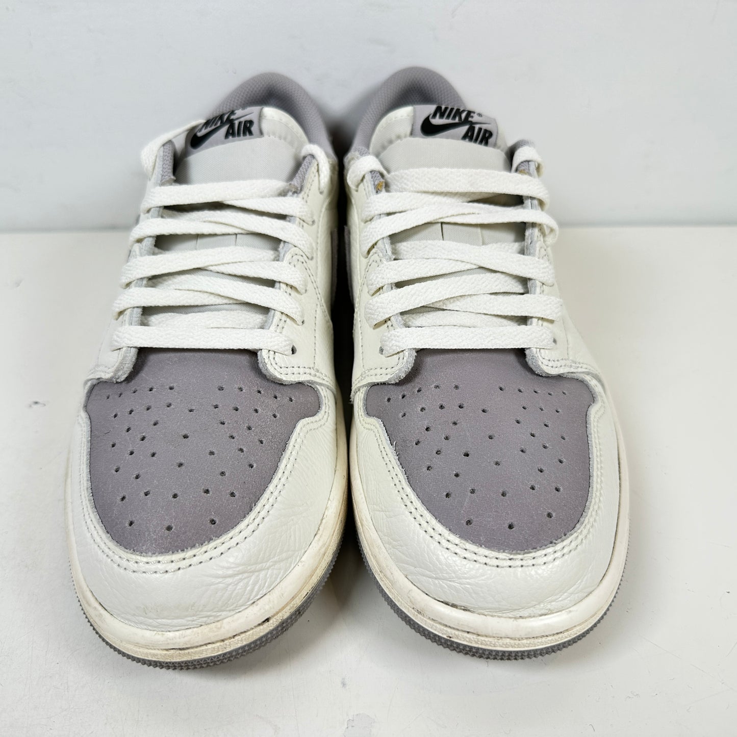 CZ0790 101 Jordan 1 Retro Low OG Atmosphere Grey [USED] - 10 M (Used)